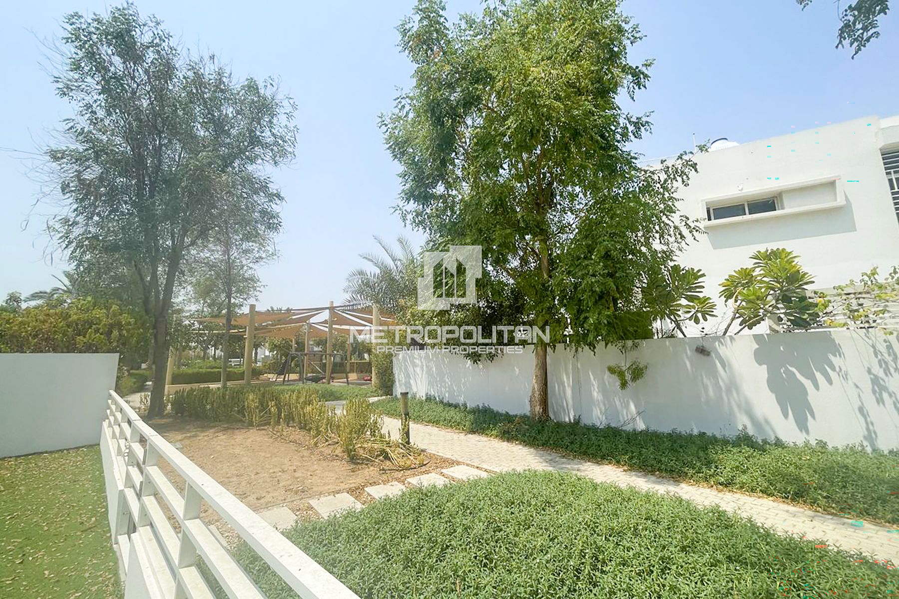 Снять таунхаус в Arabella Townhouses 1, Mudon - MPR-10789