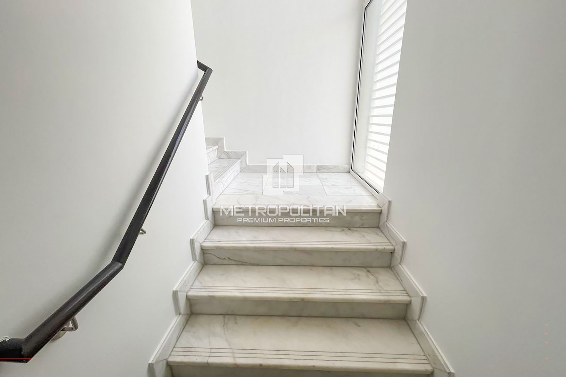 Multiple Units | Vacant Corner Unit | Park View