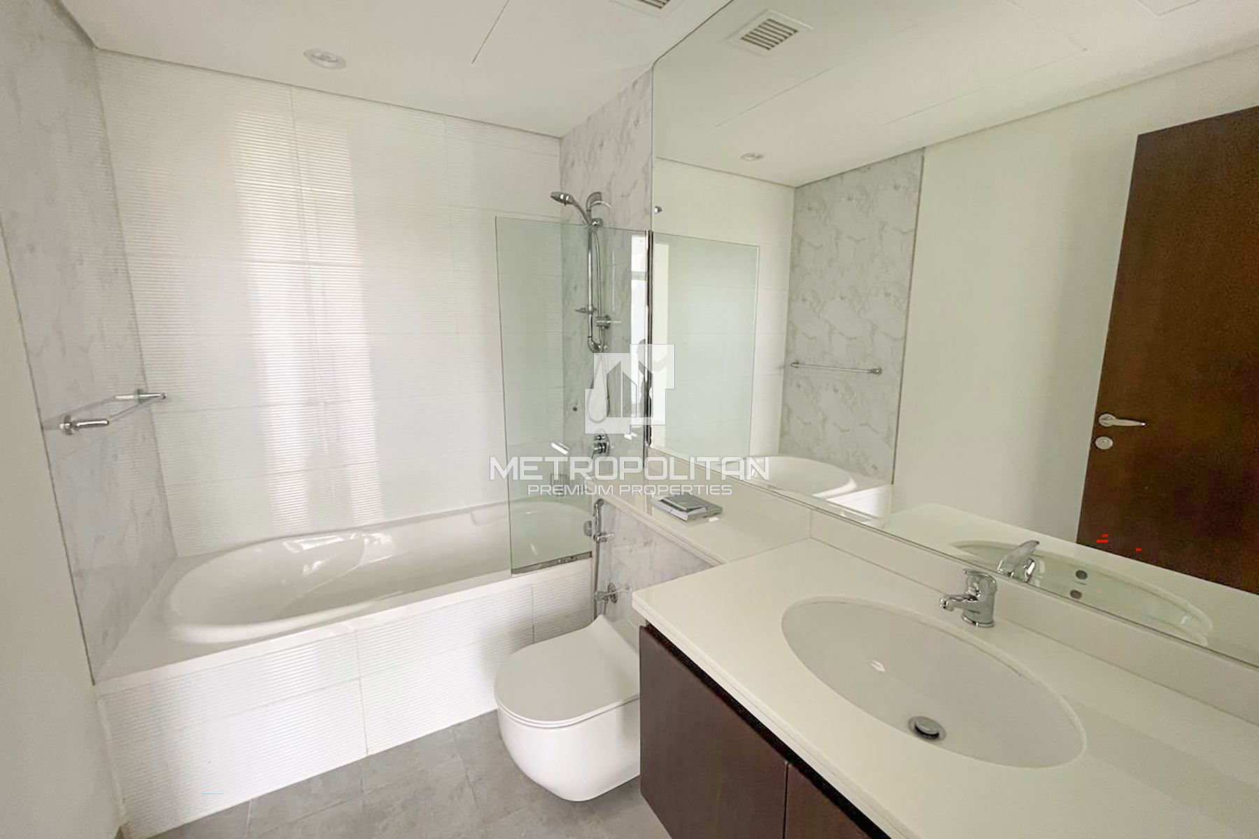 Multiple Units | Vacant Corner Unit | Park View