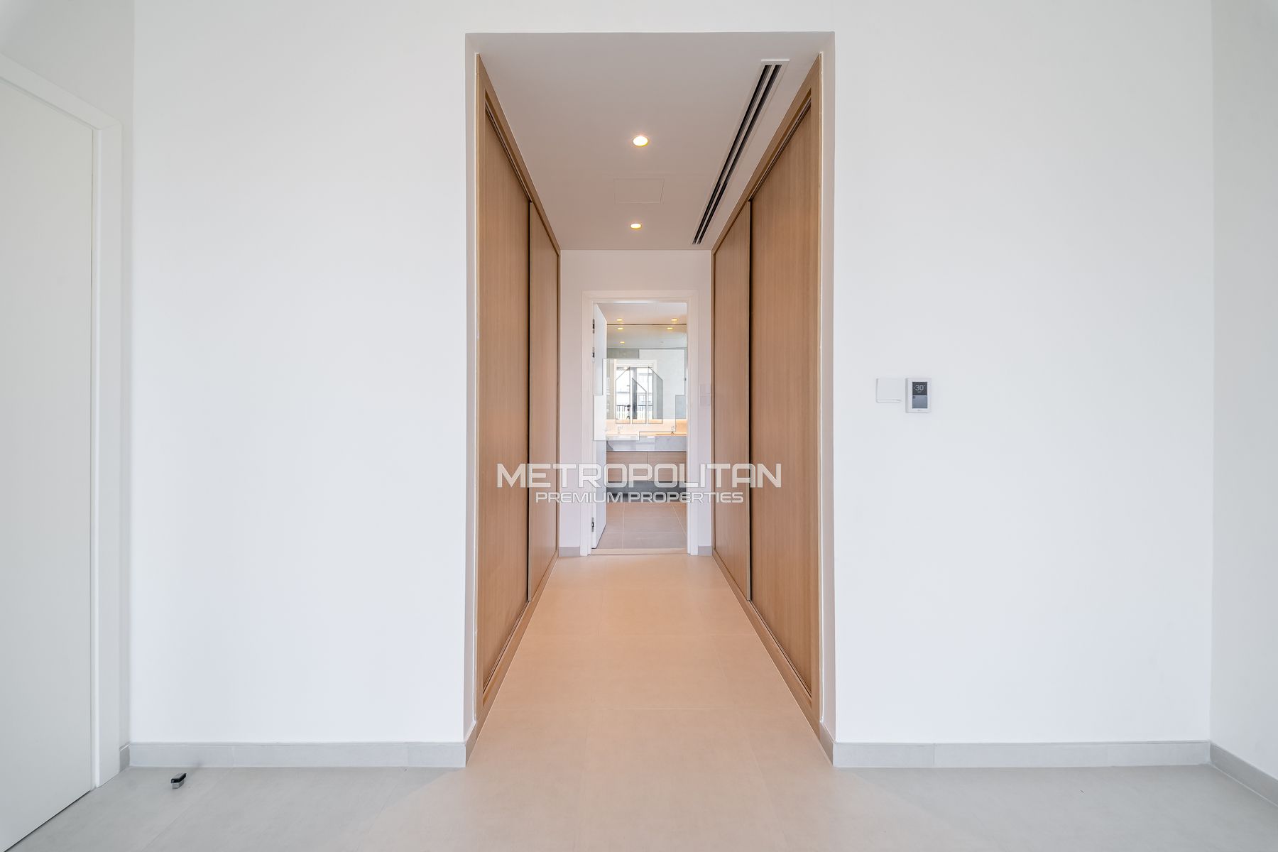 Spacious 4 BR+M | Landscaped Garden | End Unit