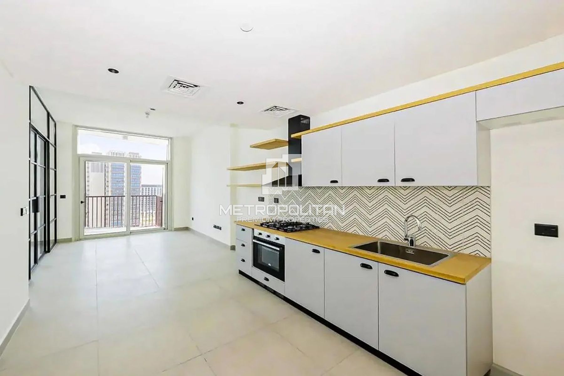 Balcony | Unfurnished | Vacant From November
