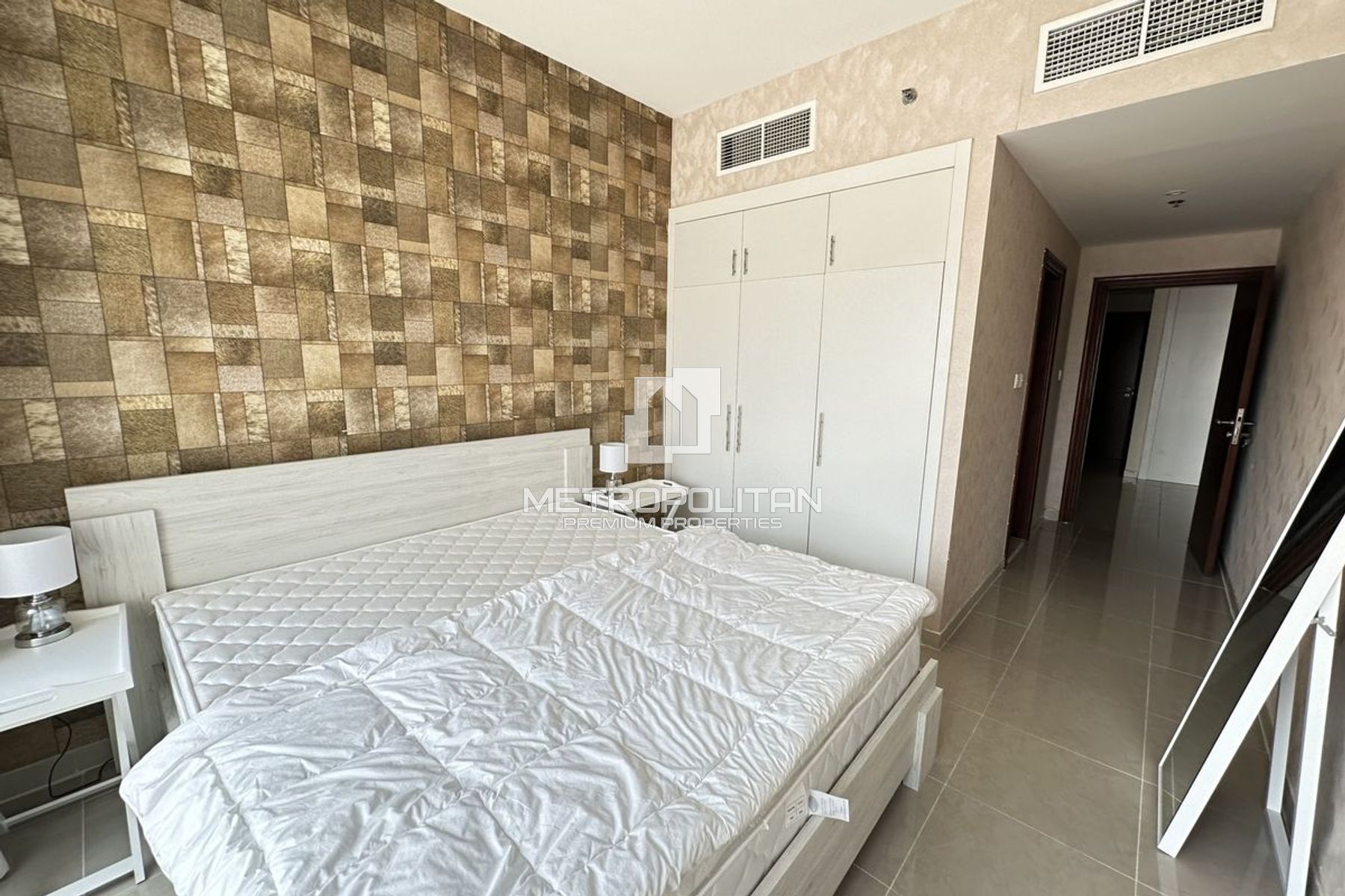 Furnished | Spacious | Vacant from November
