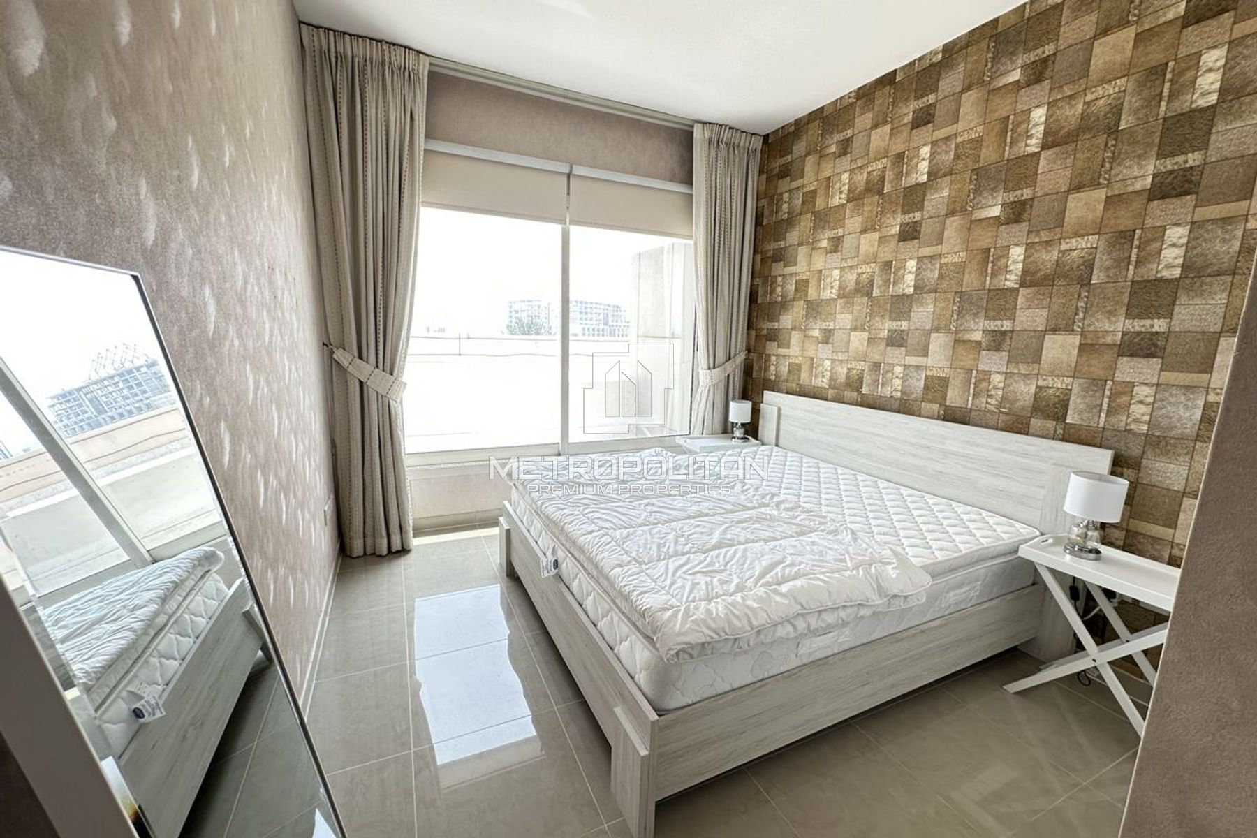 Furnished | Spacious | Vacant from November