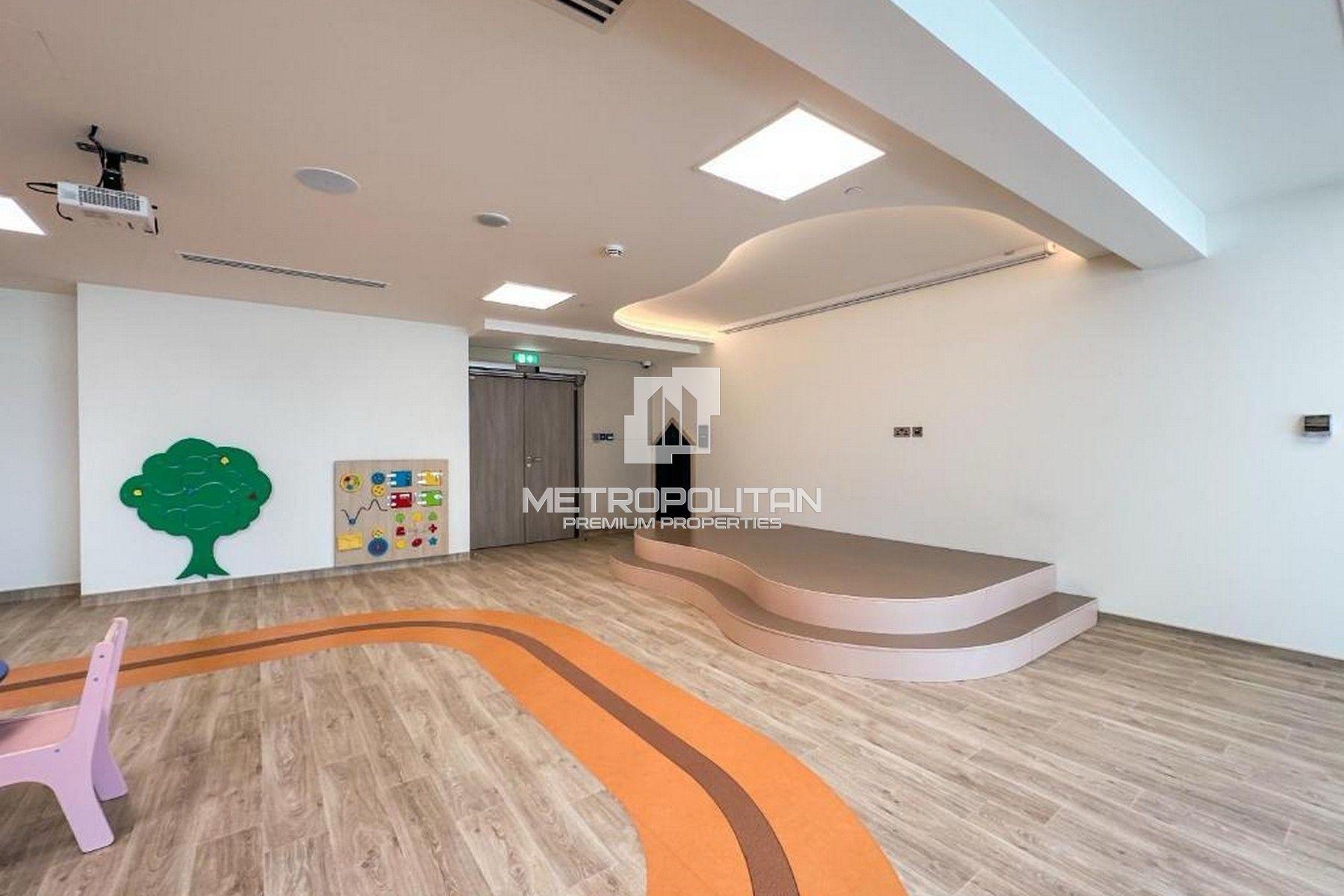 Furnished | Vacant from September | High Floor