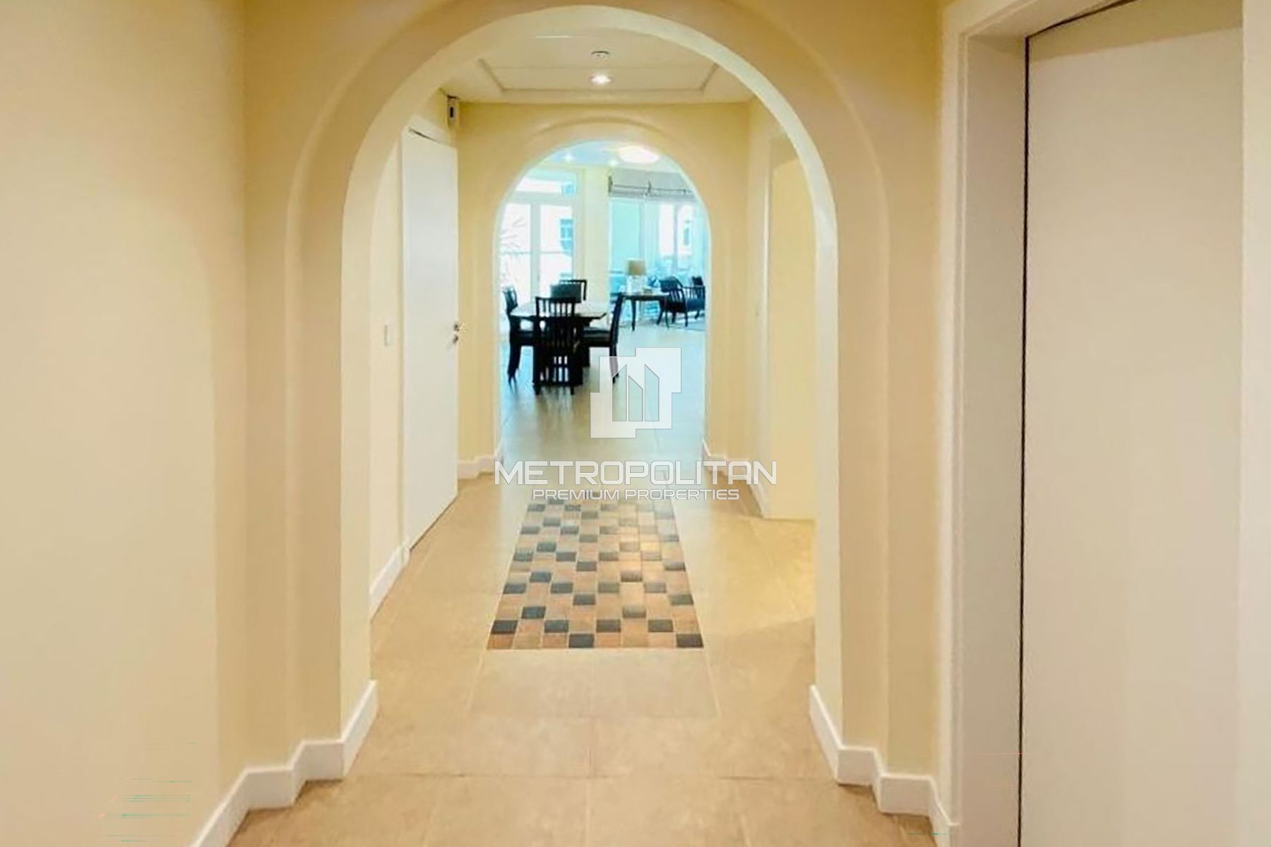 Prime Location | Amazing Views | 2 Parkings