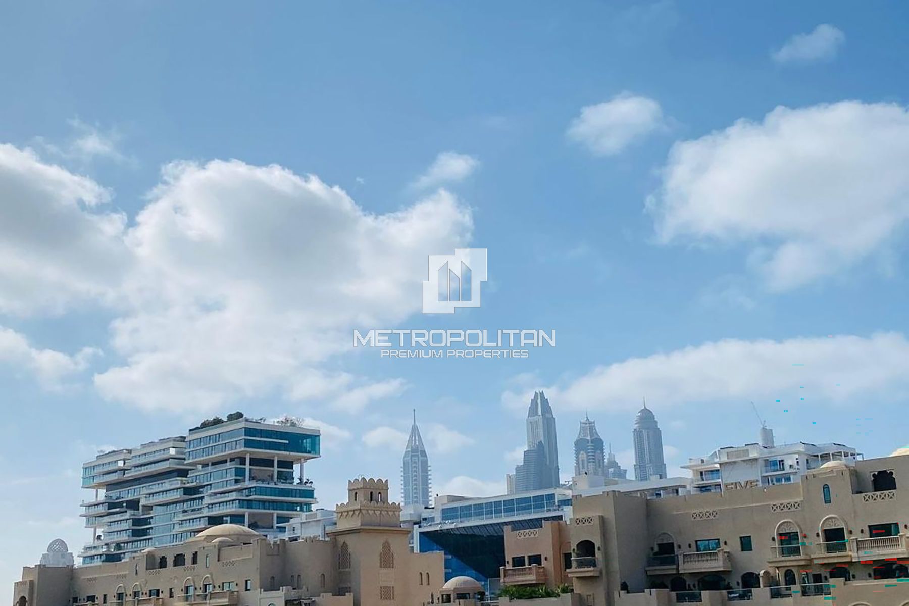 Prime Location | Amazing Views | 2 Parkings