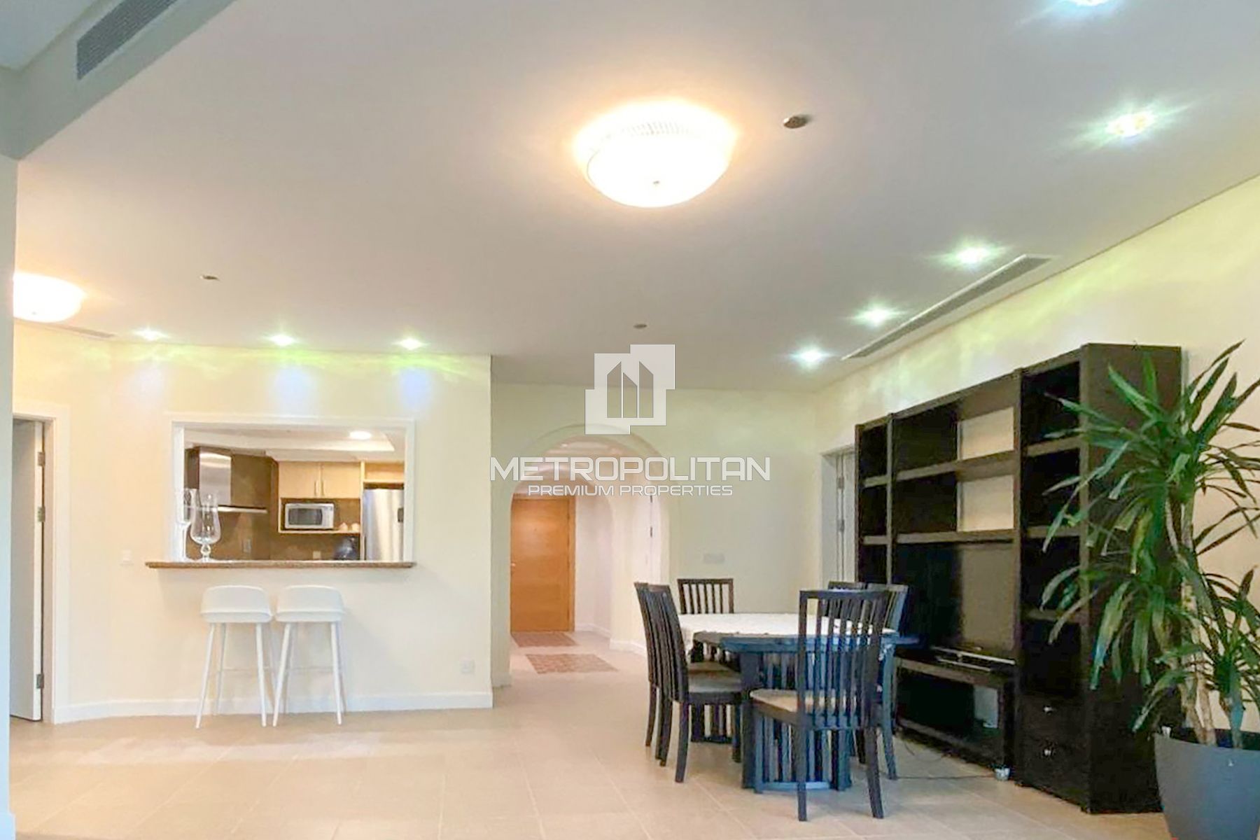 Prime Location | Amazing Views | 2 Parkings