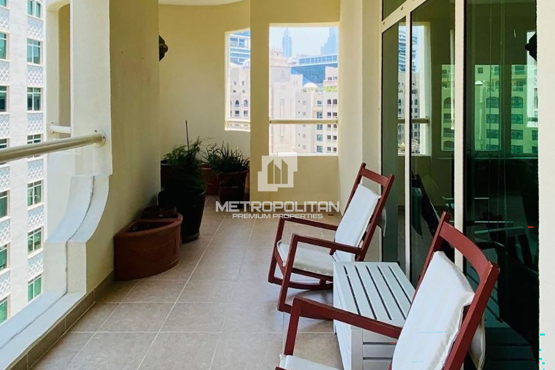 Prime Location | Amazing Views | 2 Parkings
