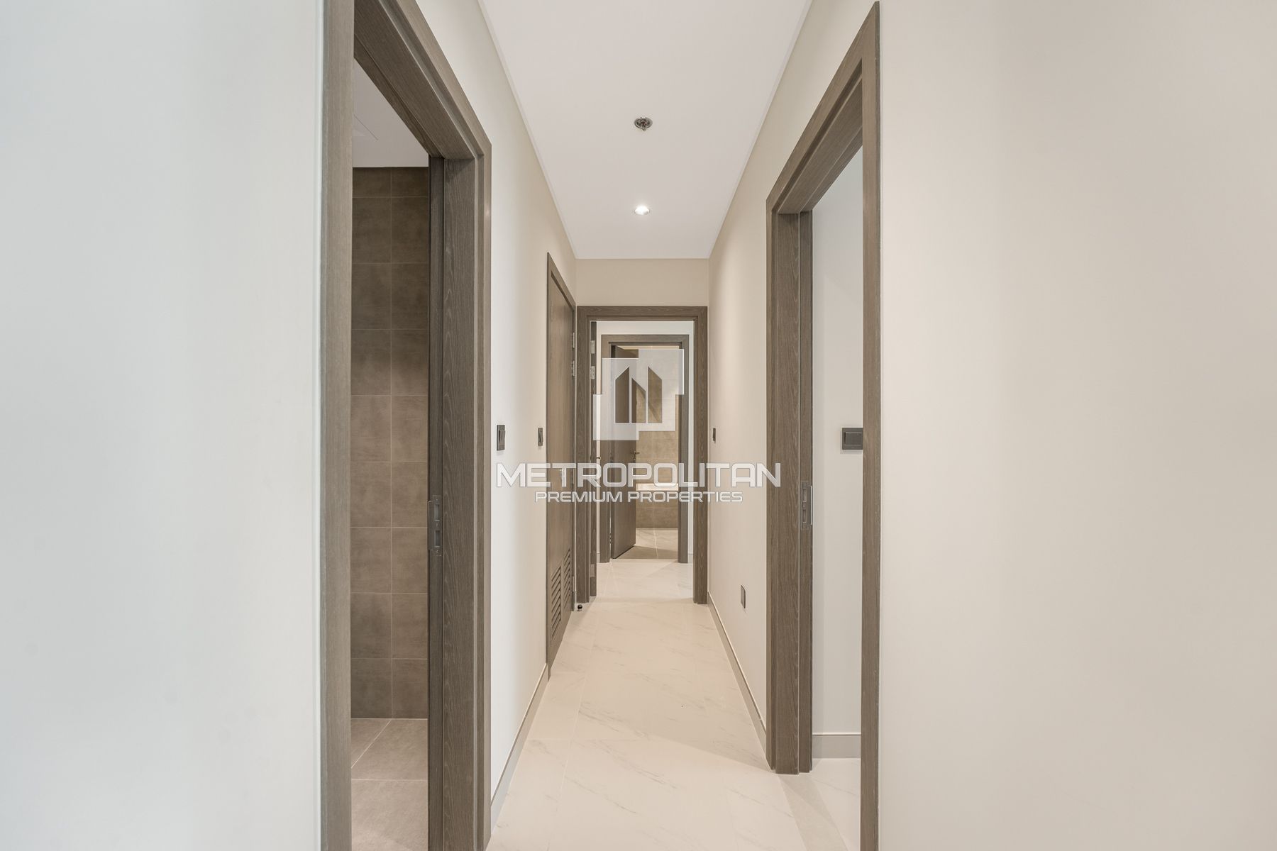 Large Layout | Lagoon View | Inquire Now