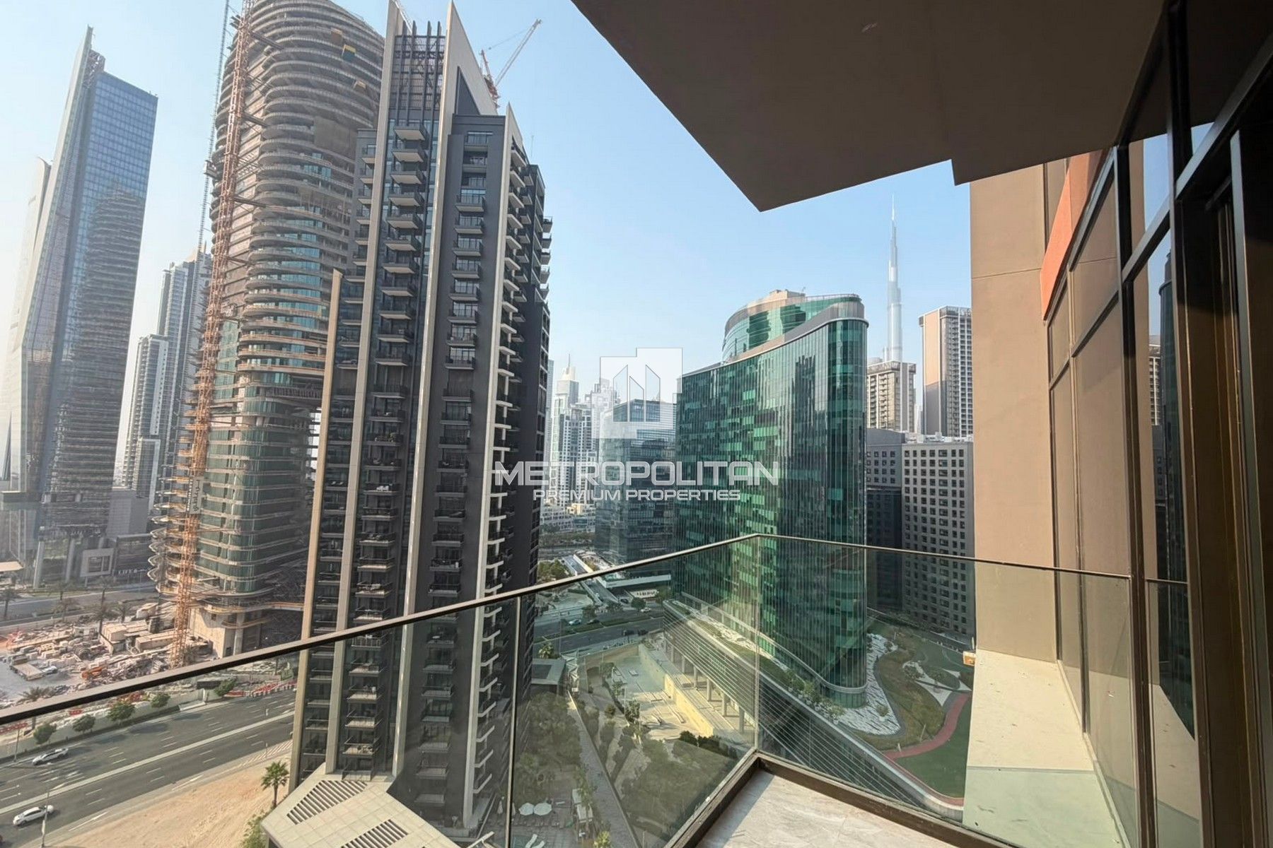 1BR Apartment for Rent in Peninsula Two, Business Bay - MPR-10810