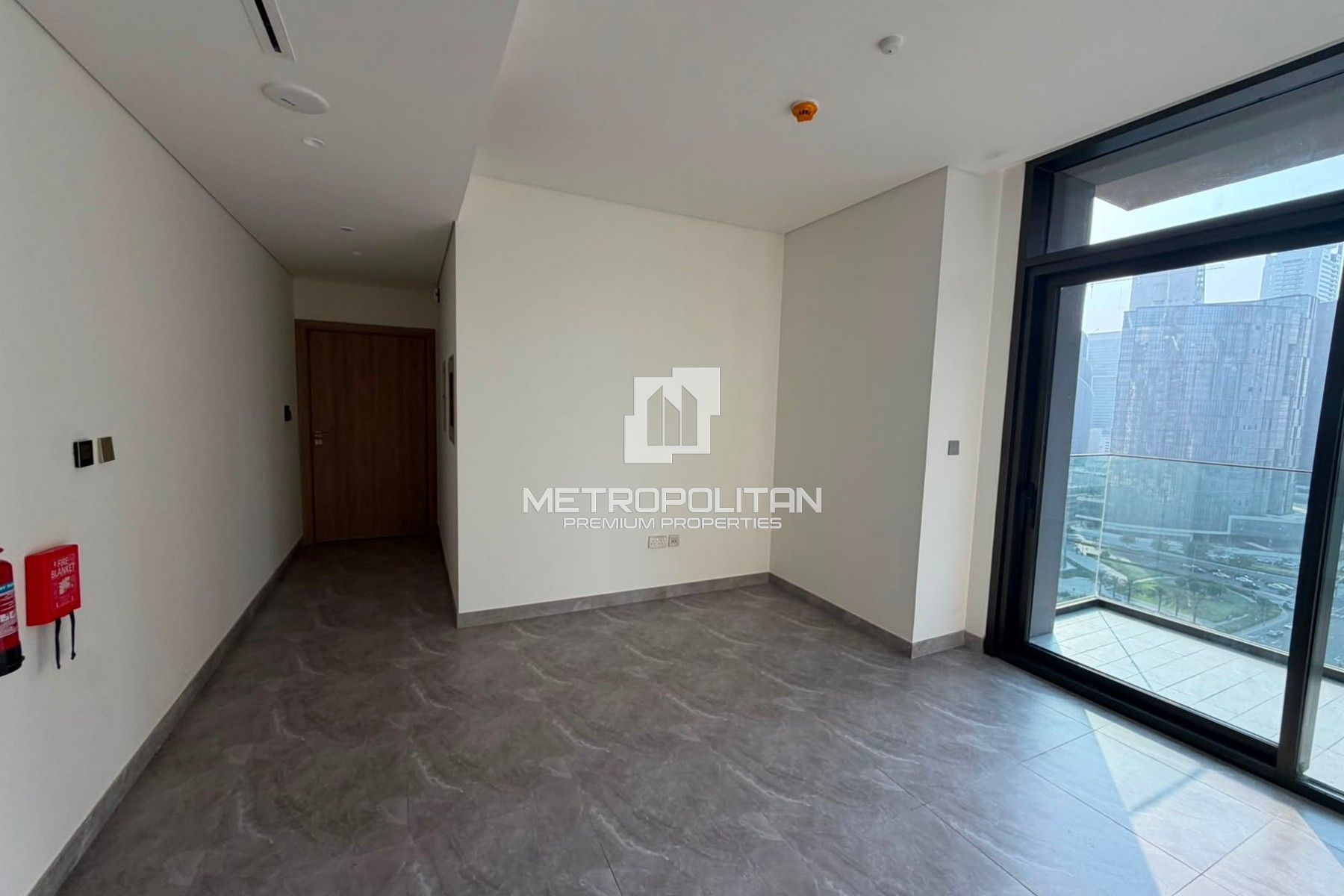 Spacious Layout | Vacant Now | Brand New