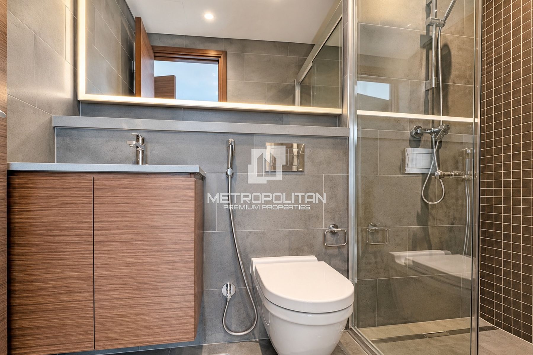 Luxury Furnished 1BR + Study | The Crest
