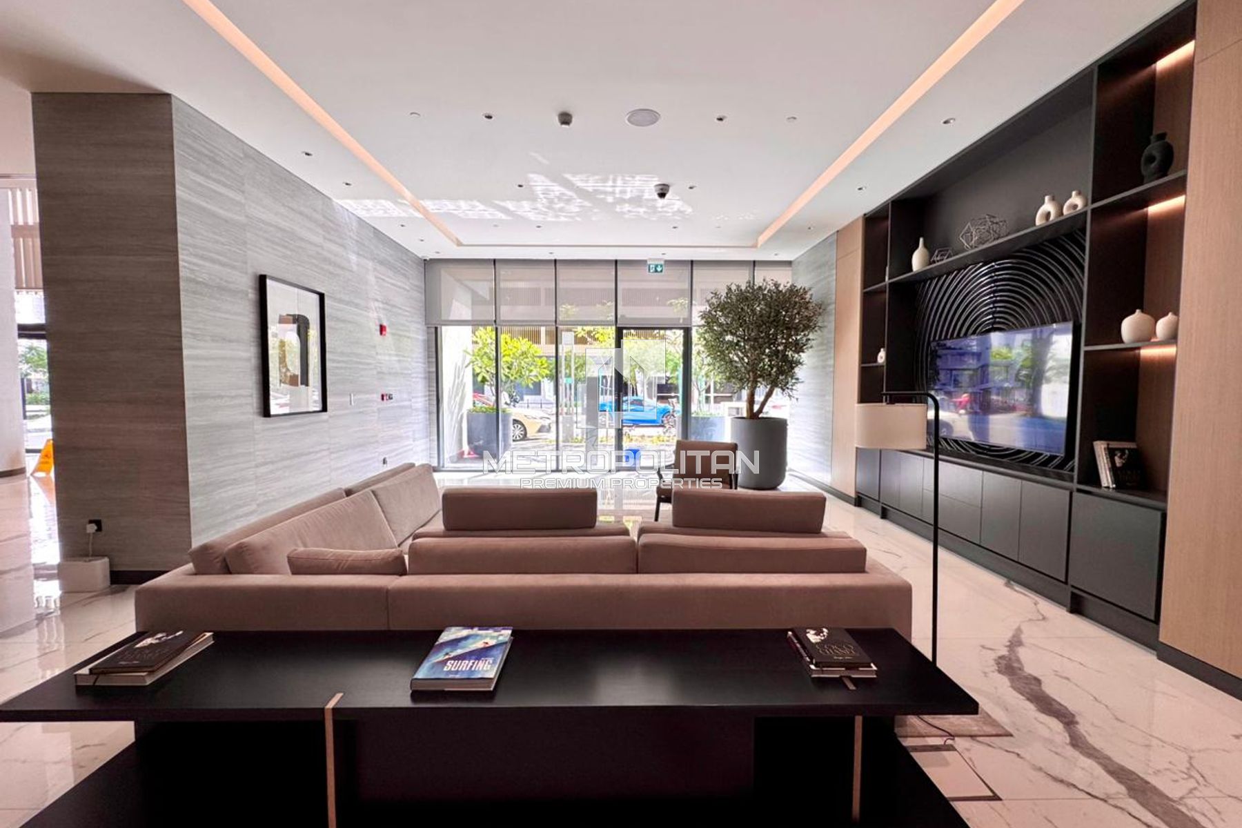 Luxury Furnished 1BR + Study | The Crest