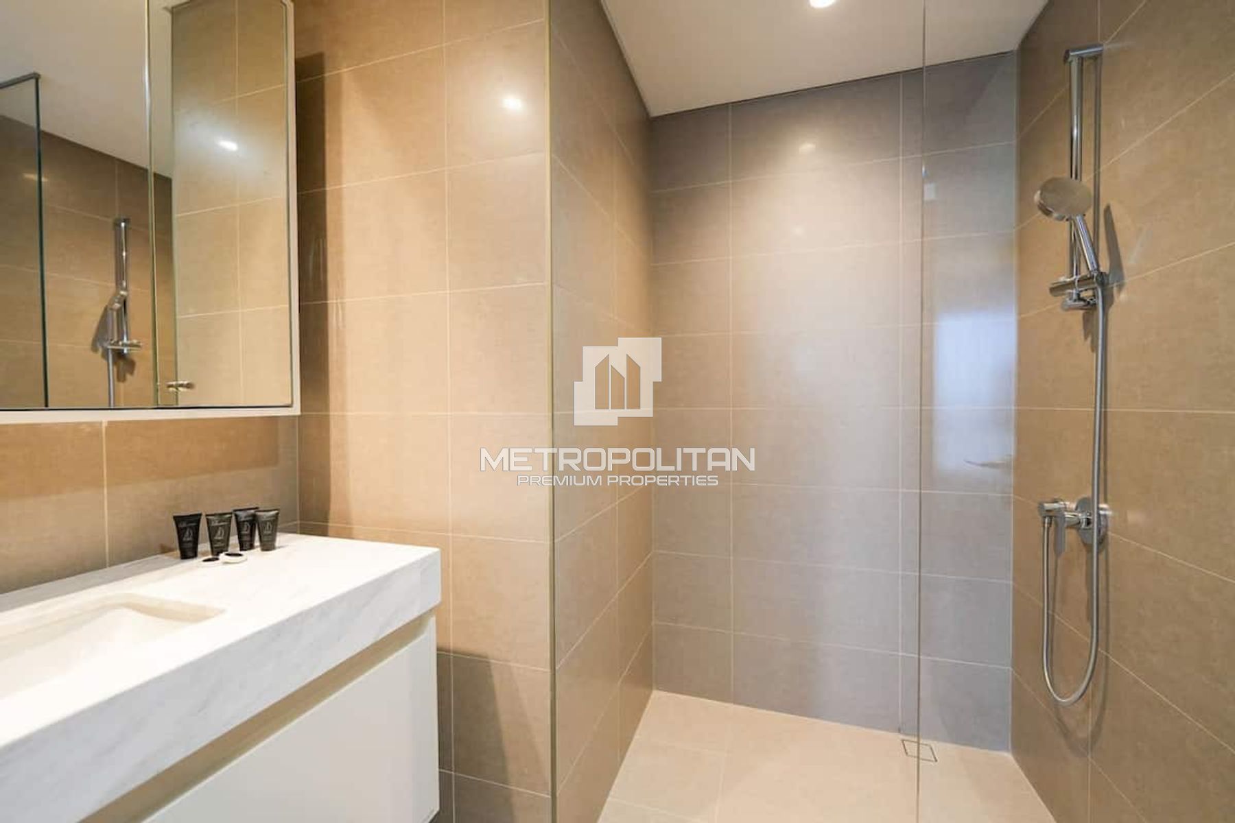 High Floor | Furnished | Vacant | WALK TO MALL