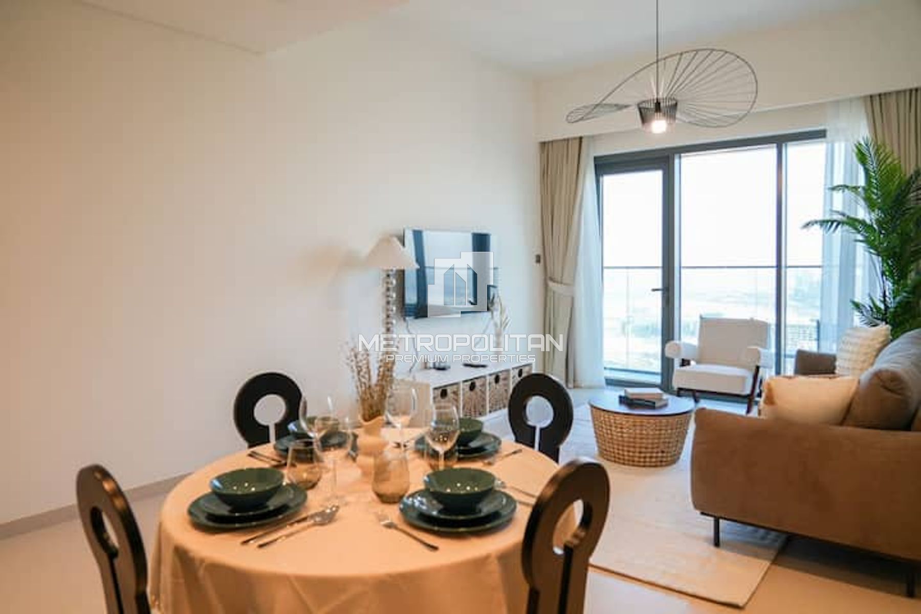 High Floor | Furnished | Vacant | WALK TO MALL