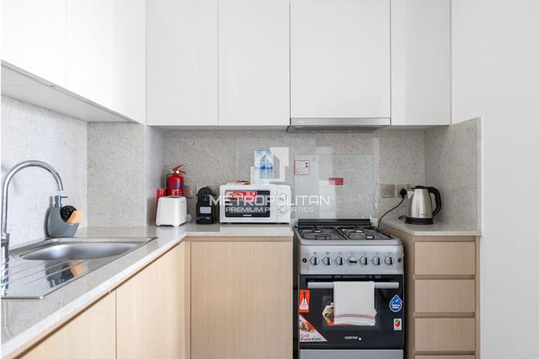 Vacant Now | Furnished | MIN away from DUBAI  MALL