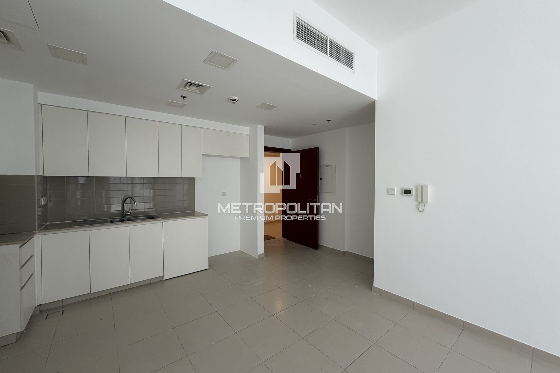 Prime Location | Bright | Near Community Exit
