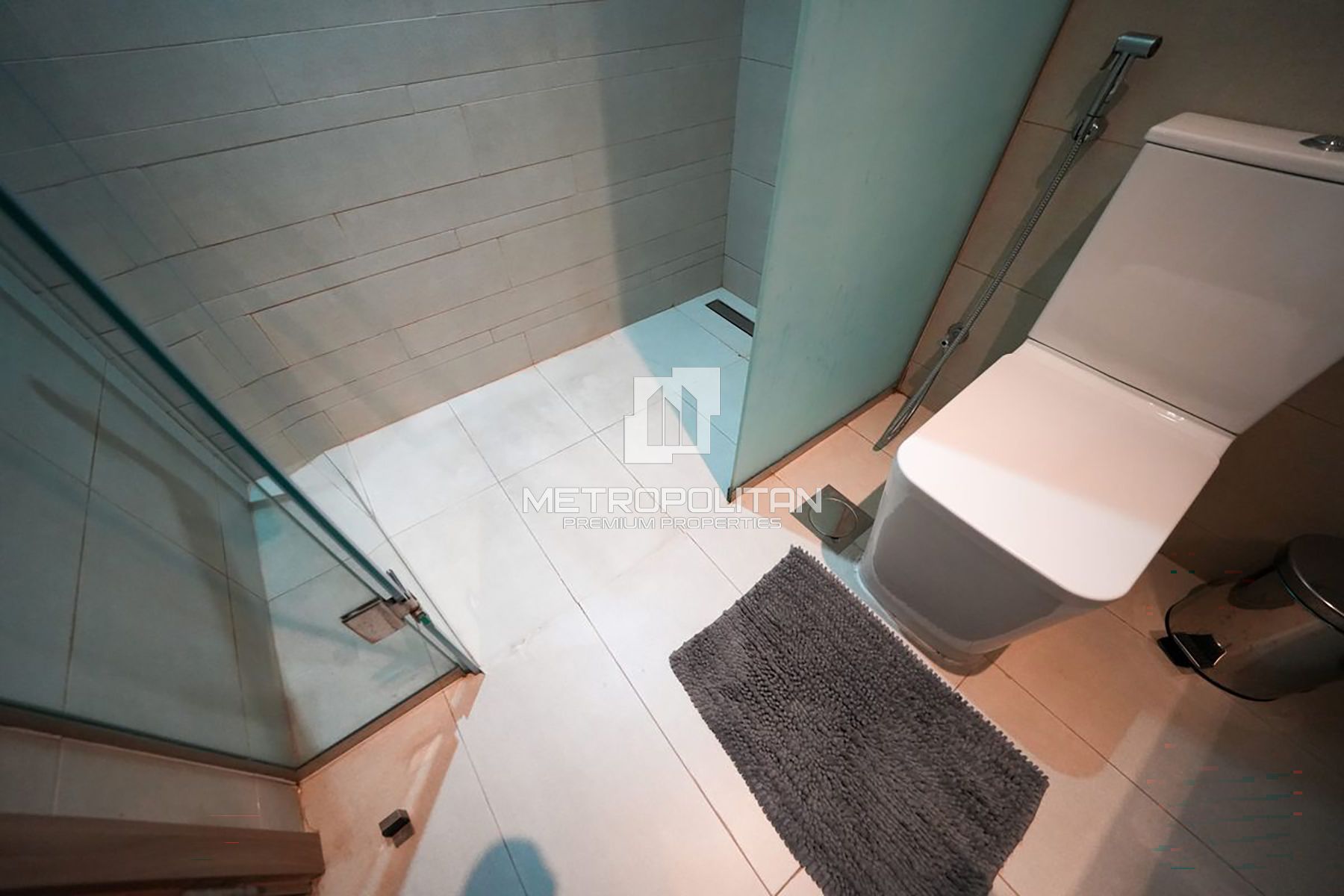 Pool View | Furnished | Bright Interiors
