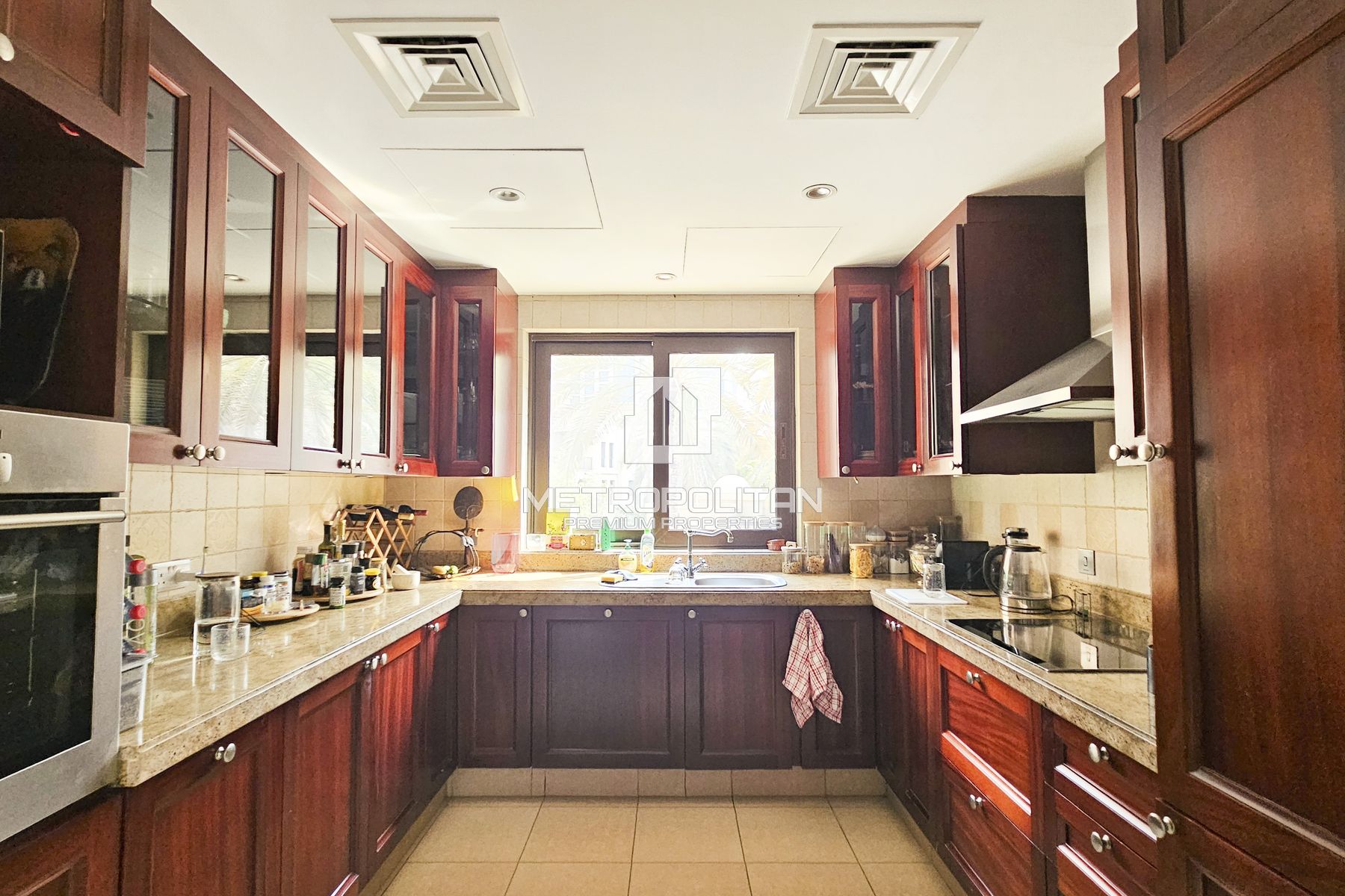 Vacant | Spacious Layout | Multiple Options