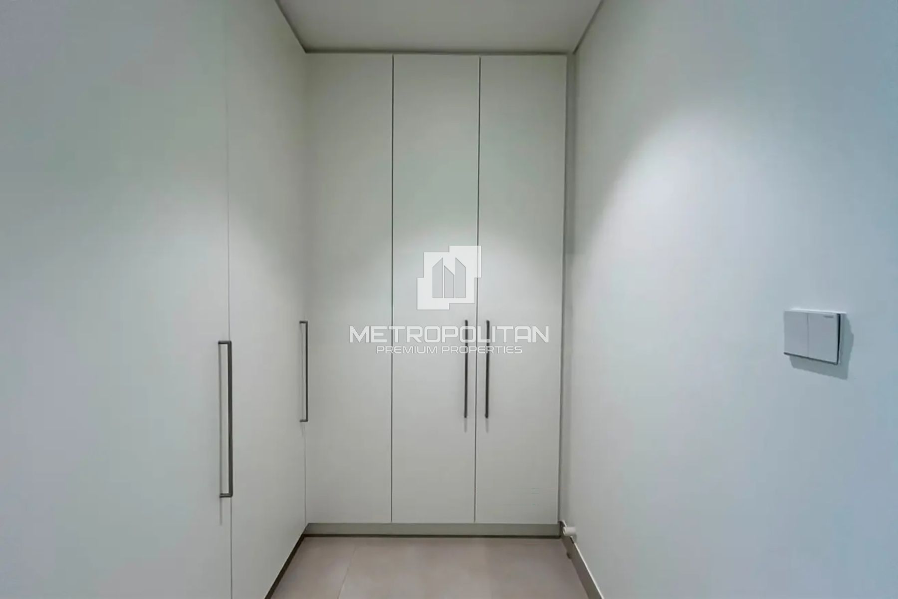 Brand New | Luxury Finishing | Near Park and Mall