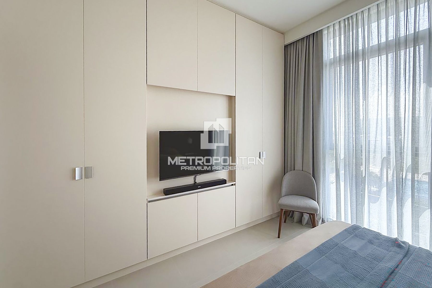 Fully Furnished | Pool View | Direct Park Access