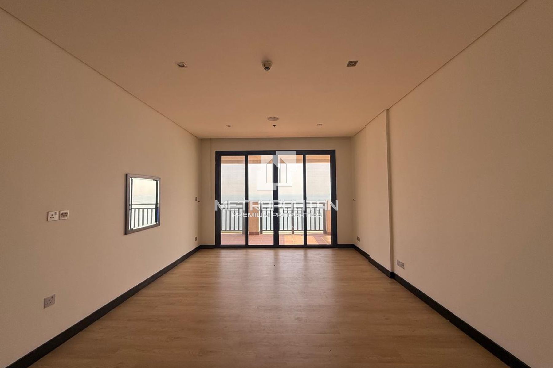 Substantial Layout| Pleasant Sea View | Best Price