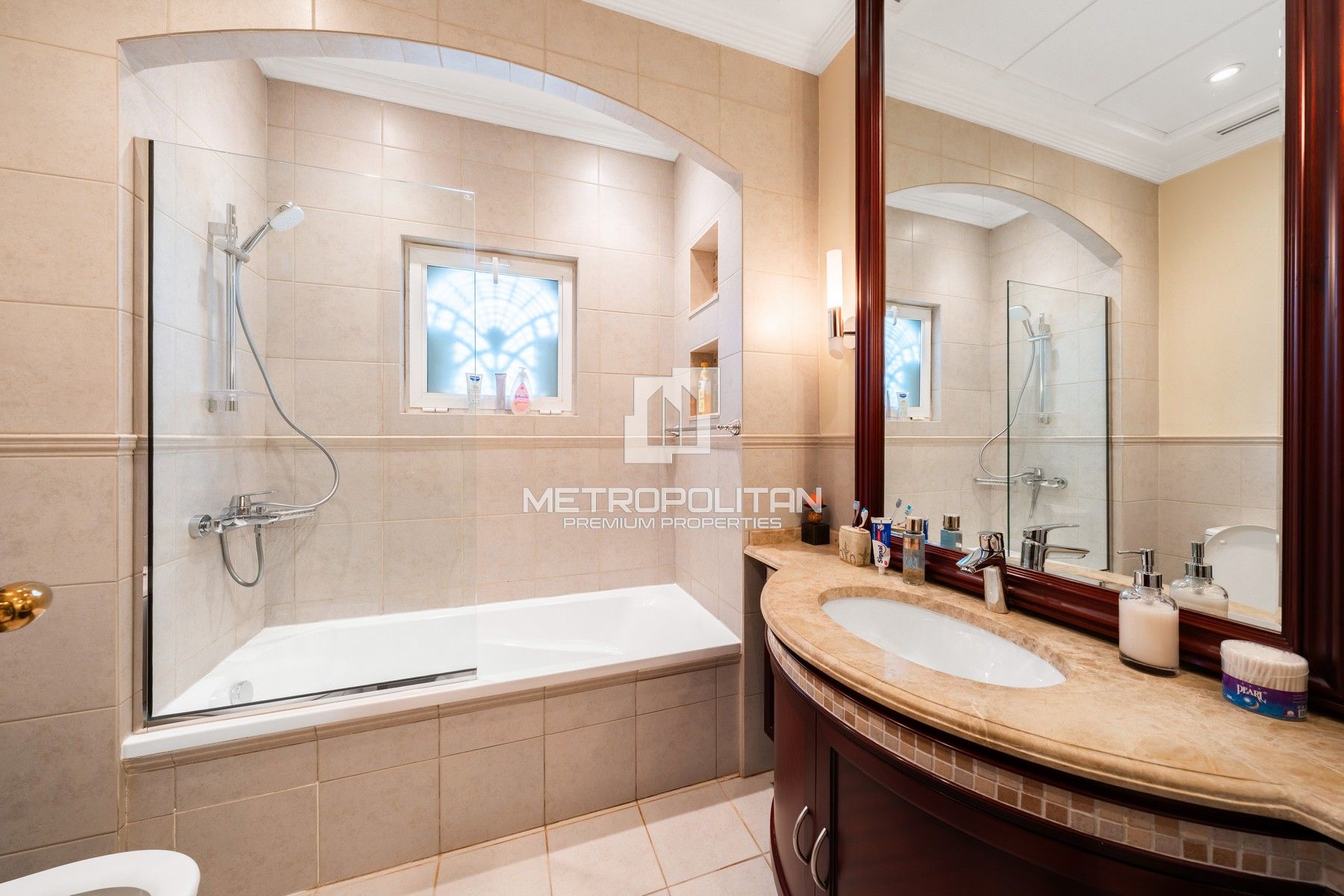 Golf Mansion | Old Money Elegance | Total Privacy