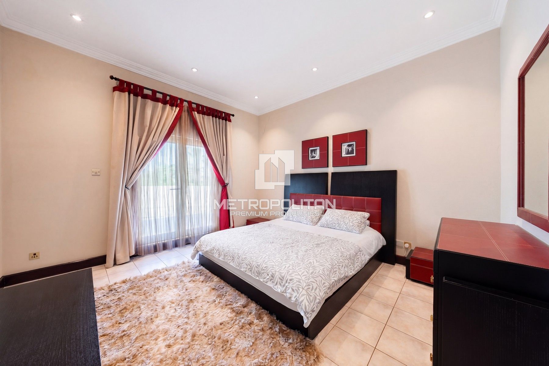 Golf Mansion | Old Money Elegance | Total Privacy