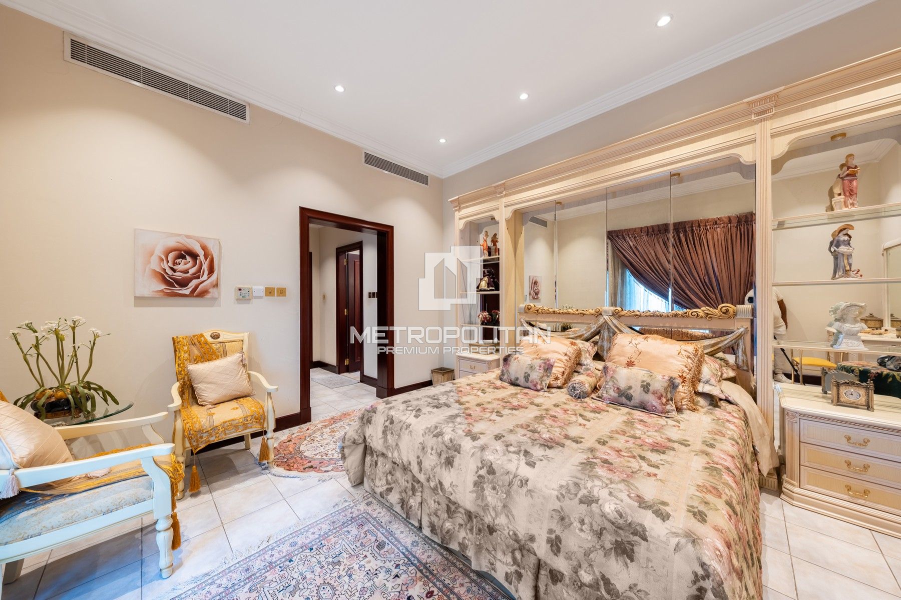 Golf Mansion | Old Money Elegance | Total Privacy