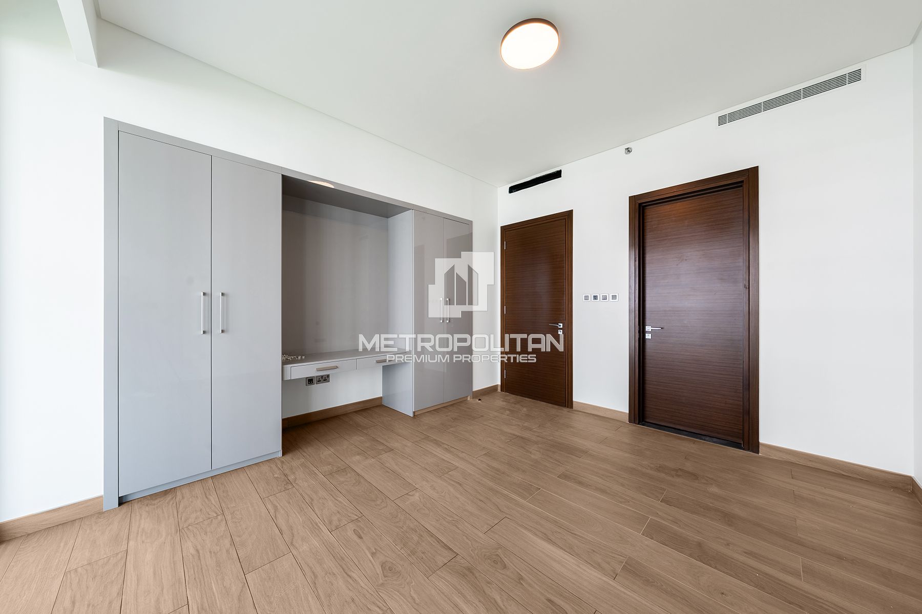 Largest layout | Open Plan | Central Park View