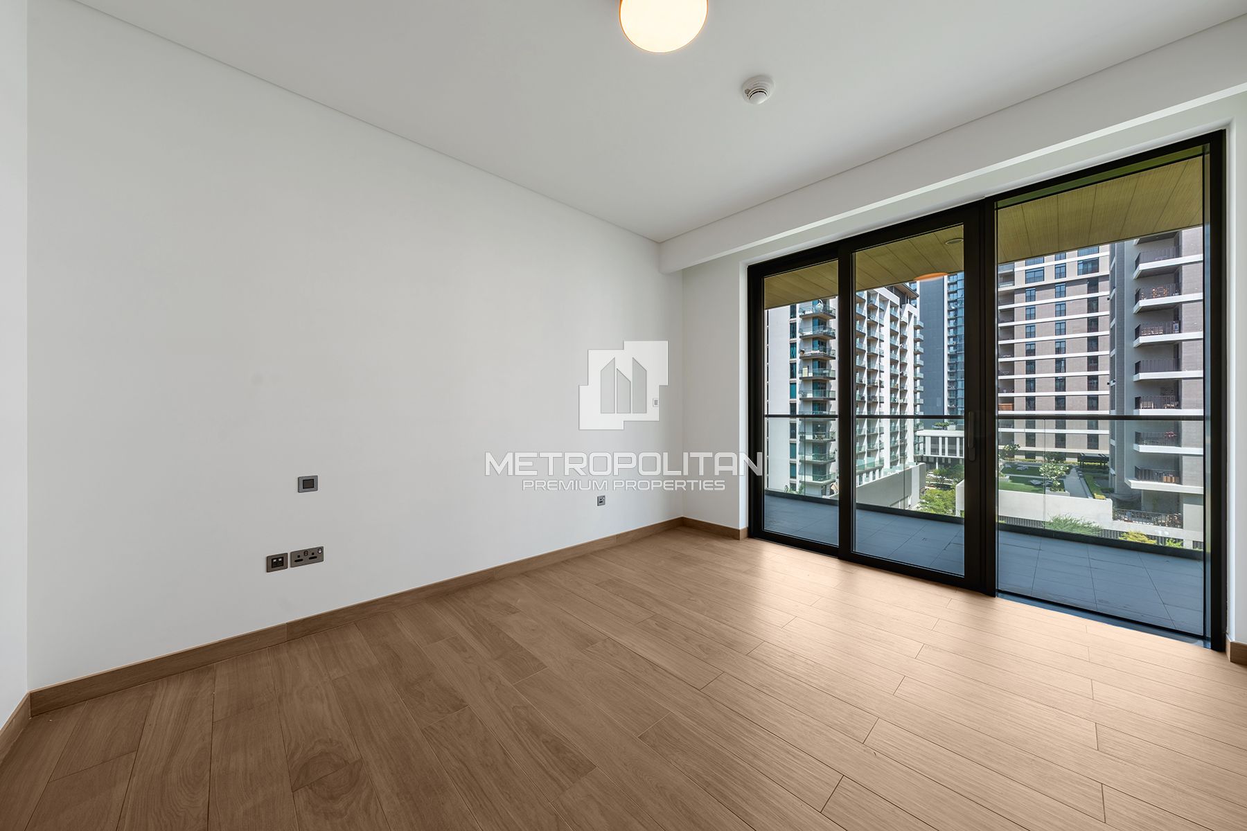 Largest layout | Open Plan | Central Park View