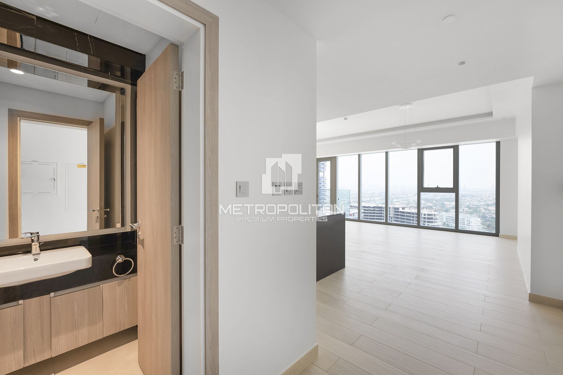 Spacious 2 Bedroom | Smart Home | Me Do Re 2 | JLT