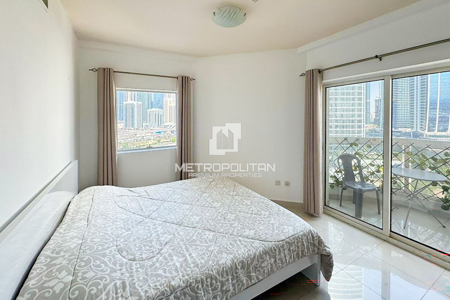 Снять квартиру в New Dubai Gate 1, Jumeirah Lake Towers - MPR-10870