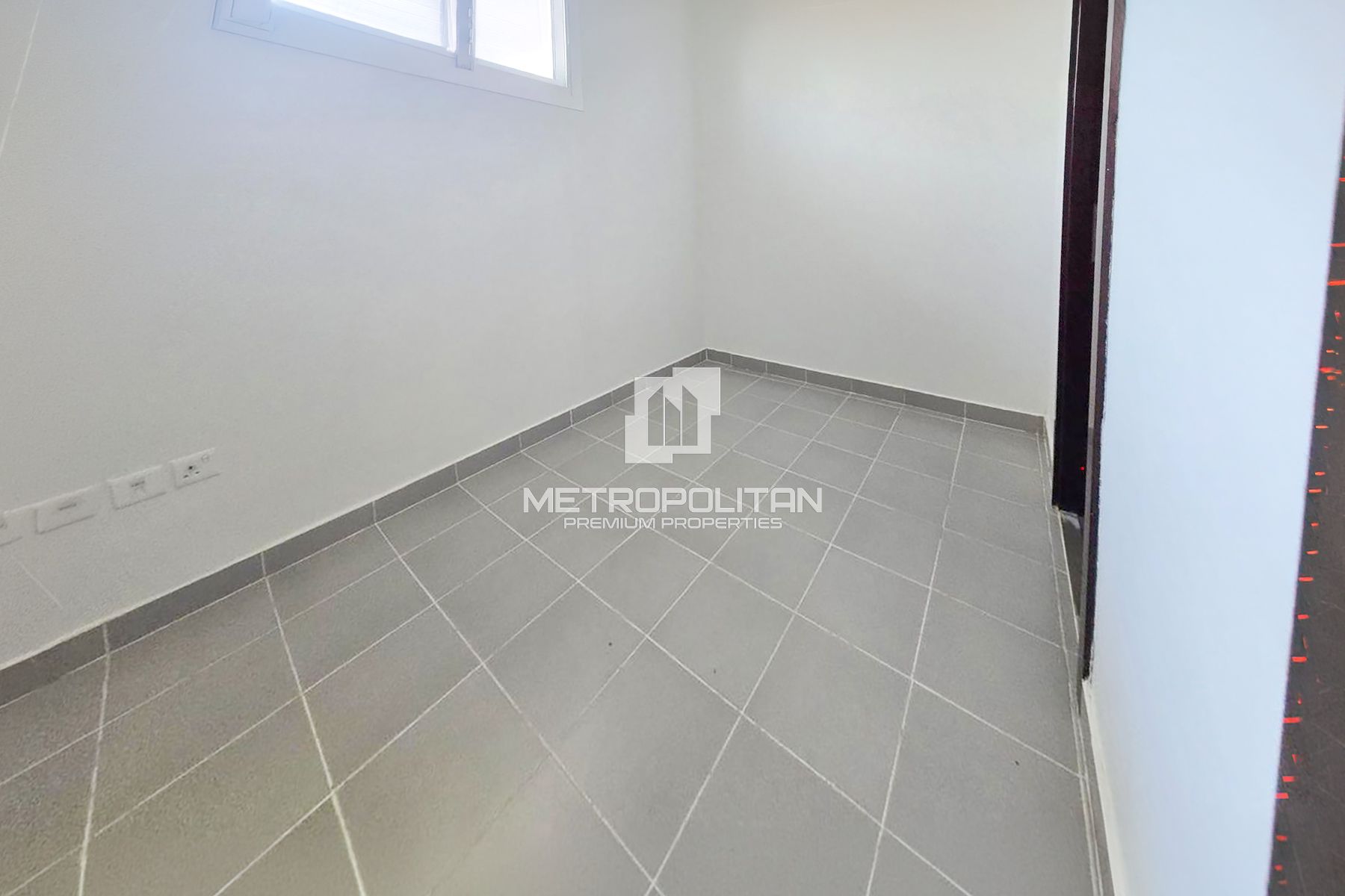 Ready to move in  | Maid's Room| Unfurnished
