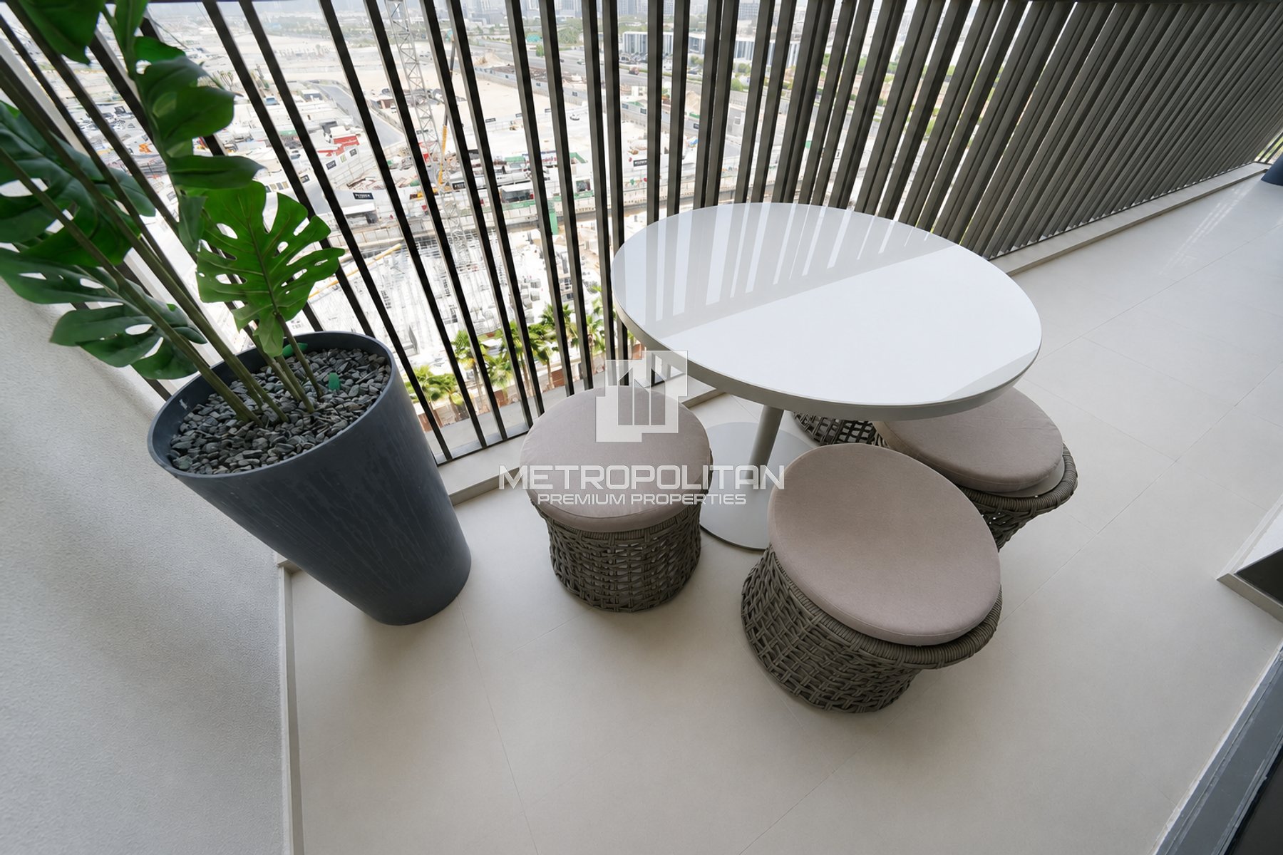 Downtown Skyline | Furnished | Spacious Layout