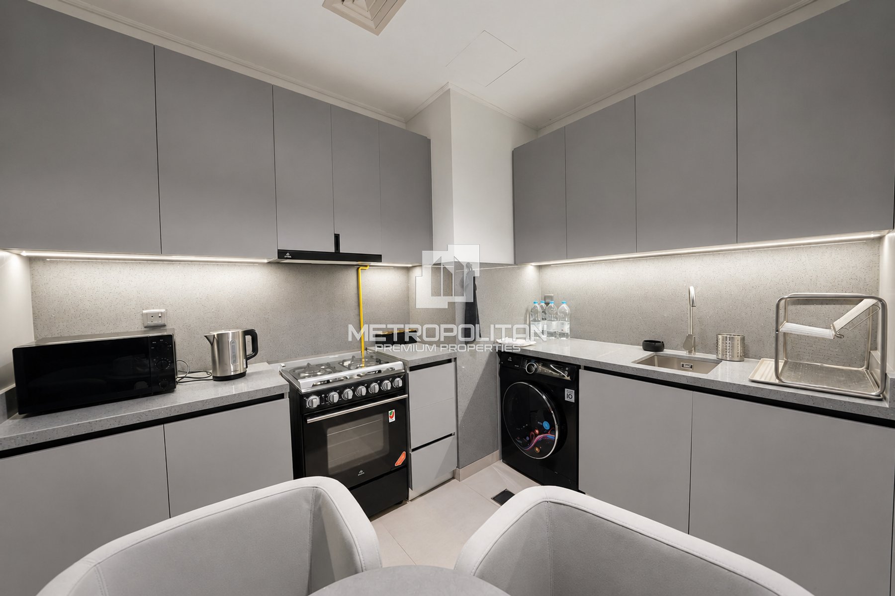Downtown Skyline | Furnished | Spacious Layout