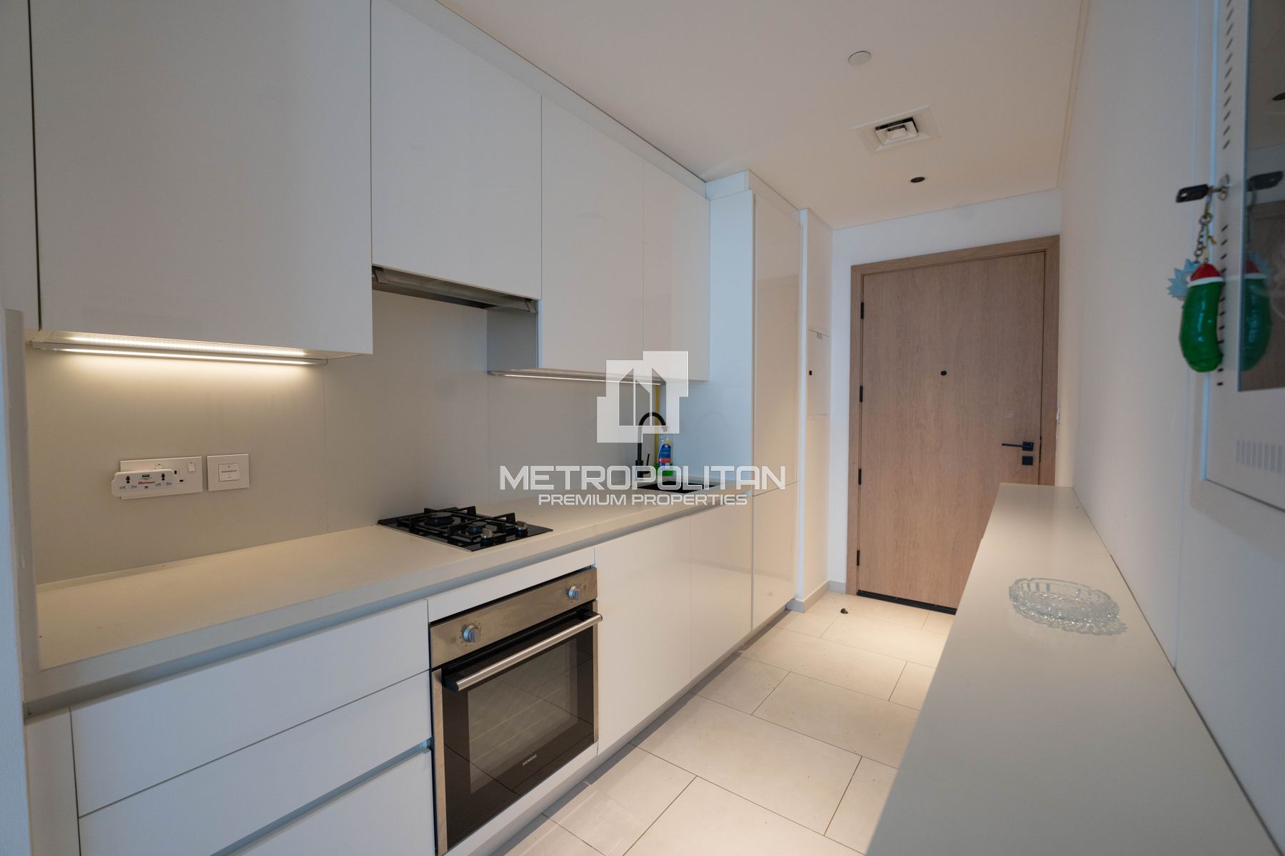 Fully Furnished | Burj View | Biggest Layout