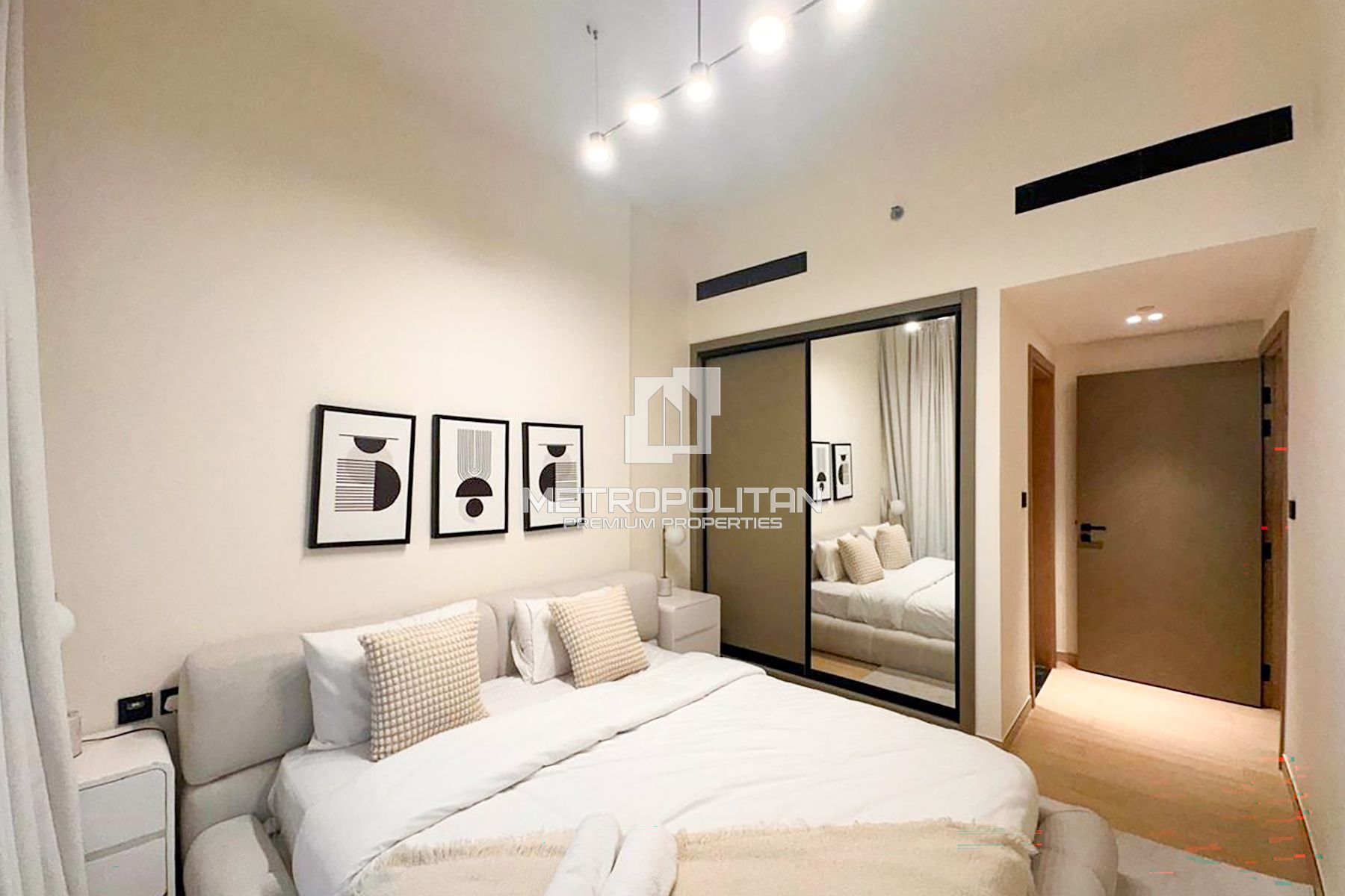 1BR Apartment for Rent in Binghatti Corner, Jumeirah Village Circle - MPR-10883