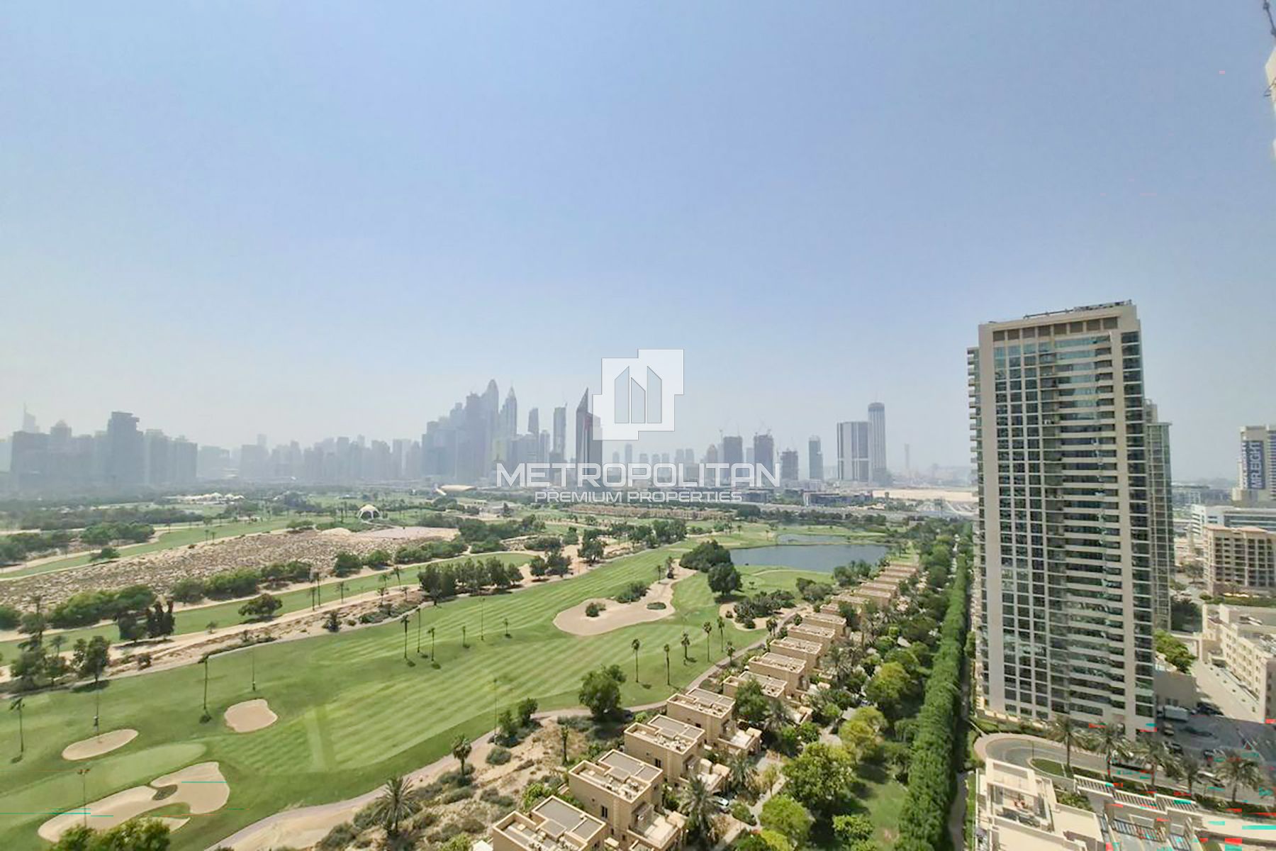 Spacious 3BR | Sea & Skyline View | Upgraded