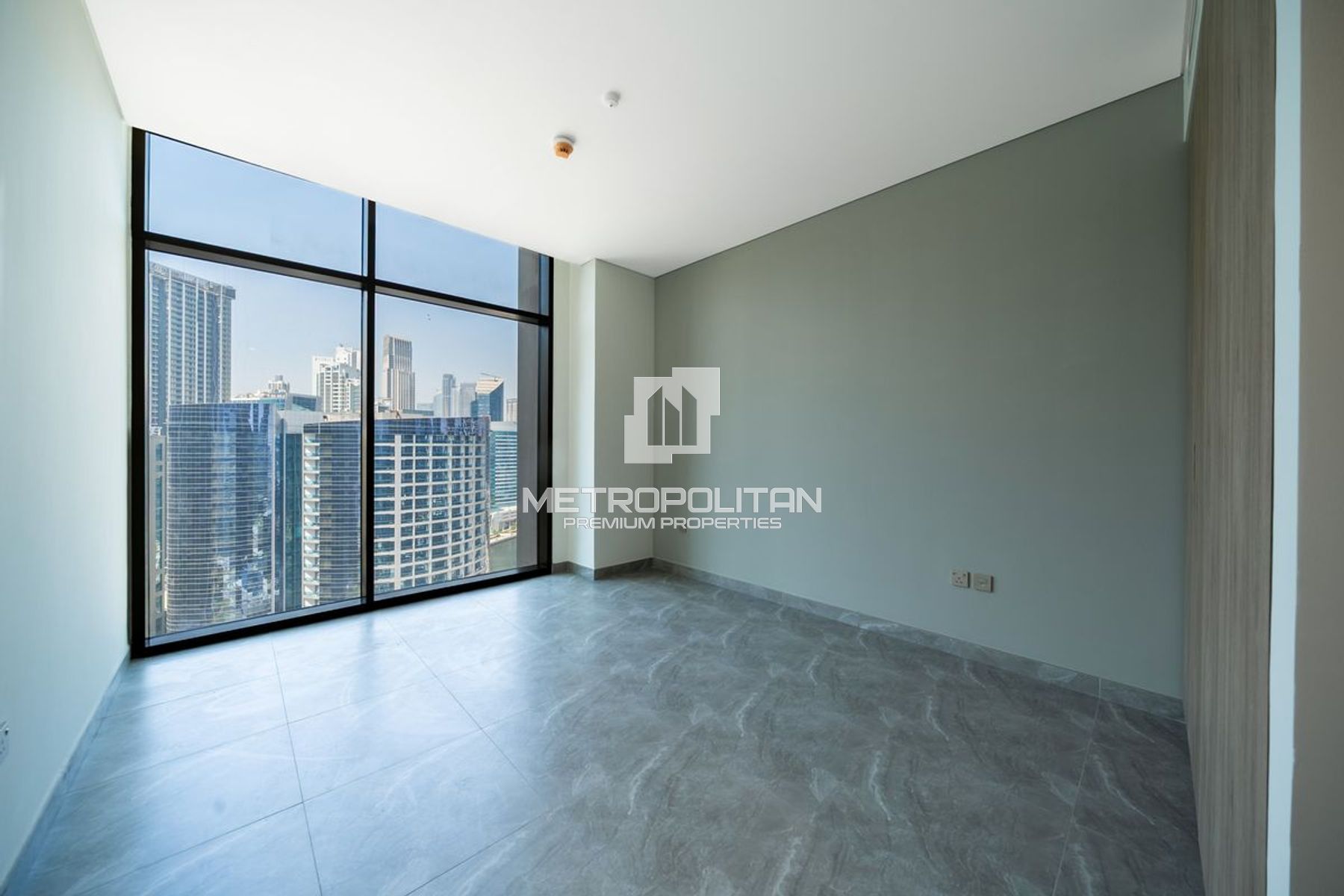 1BR Apartment for Rent in Peninsula Four, Business Bay - MPR-10886