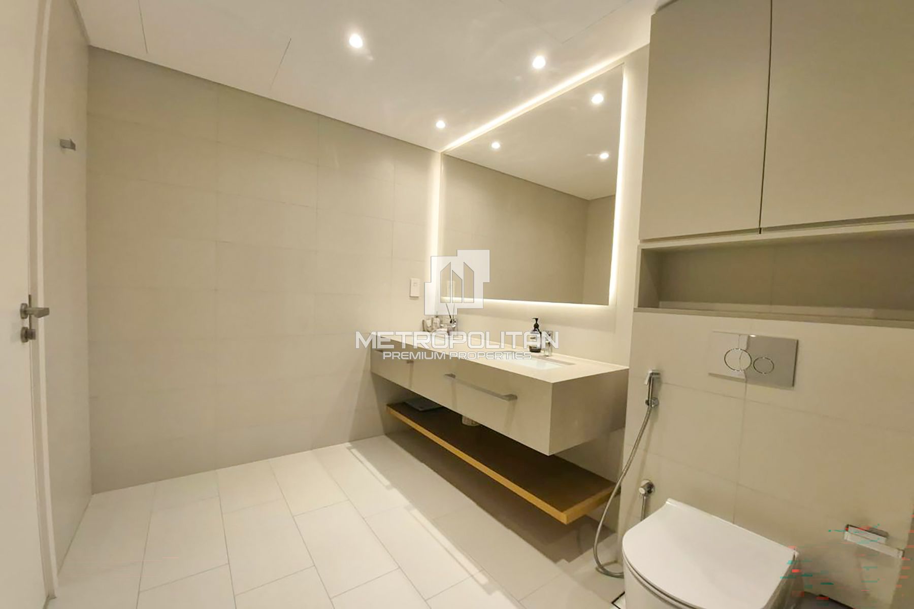 Furnished | Sea and Palm View | Upgraded Interior