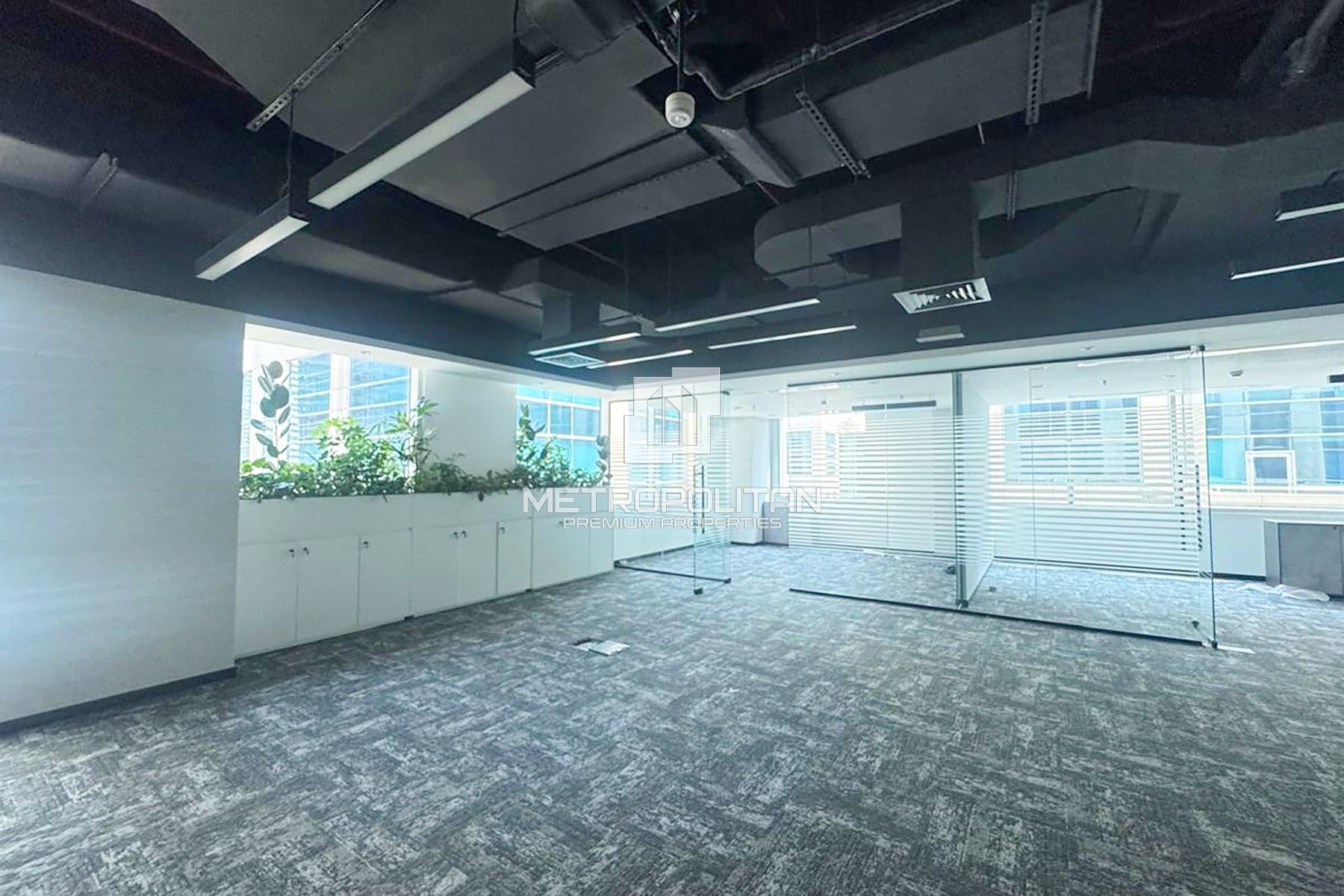 Prime Office | 7 Dedicated Parking Spaces