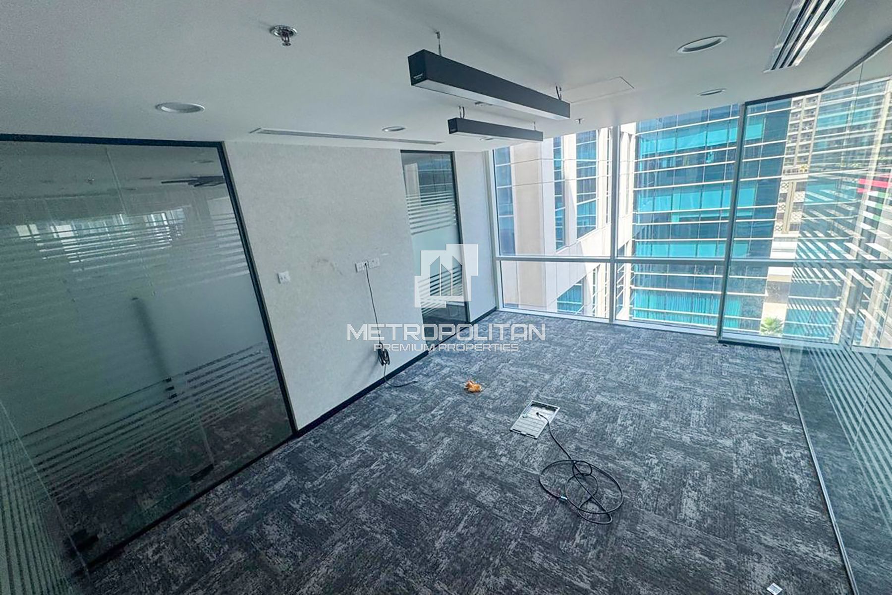 Prime Office | 7 Dedicated Parking Spaces