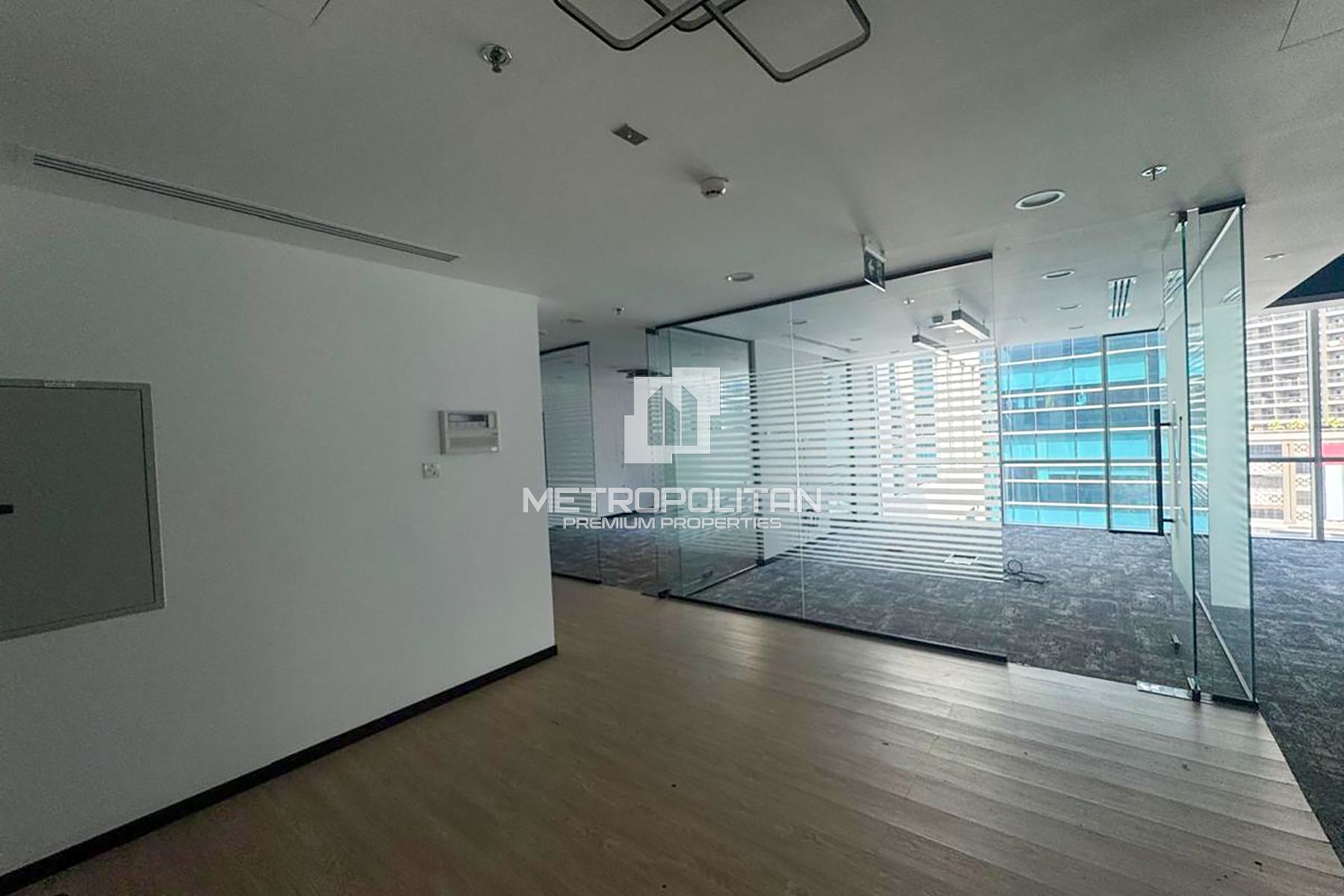 Prime Office | 7 Dedicated Parking Spaces