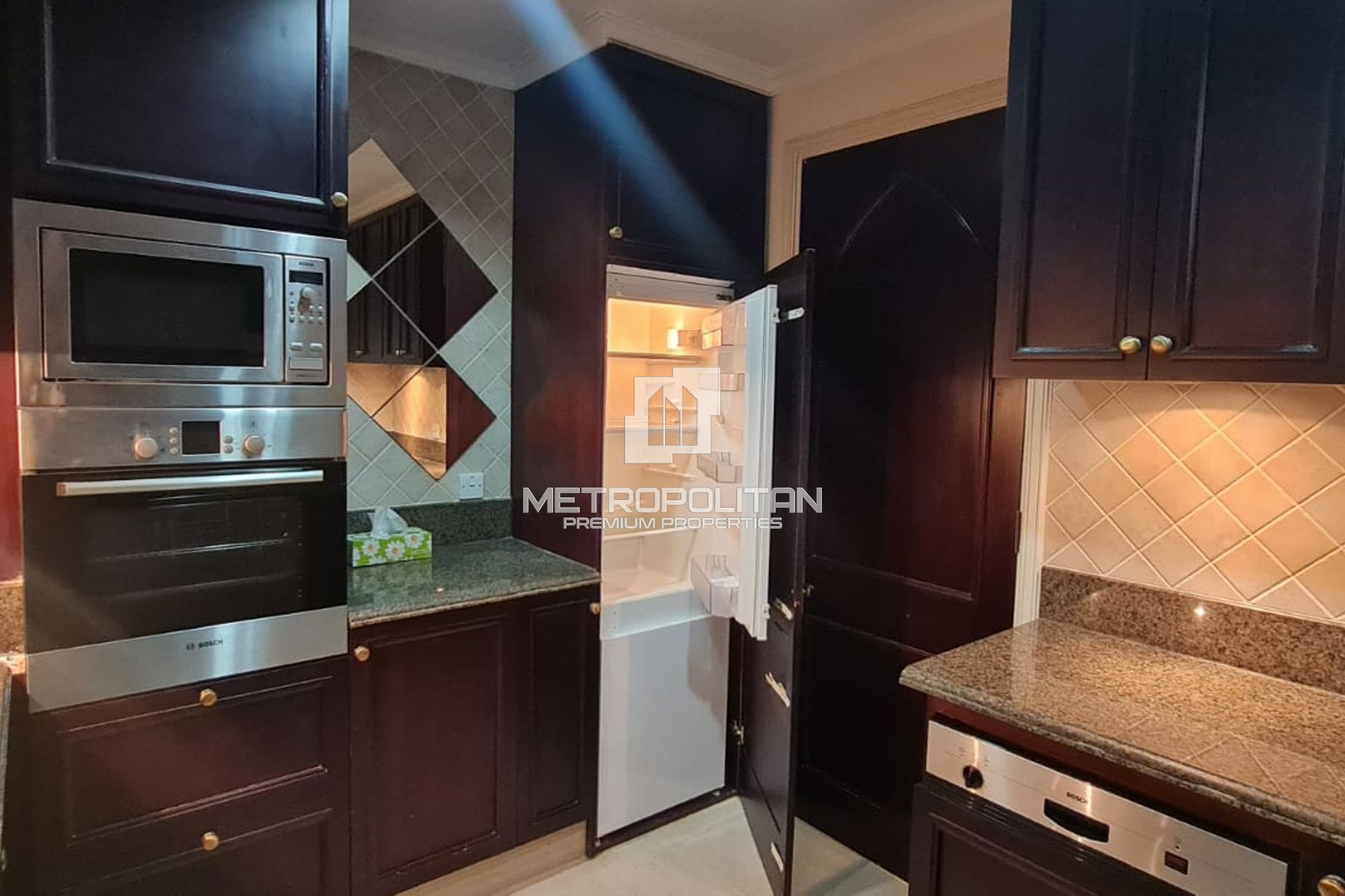 Spacious 2BR | Burj Khalifa & Fountain View