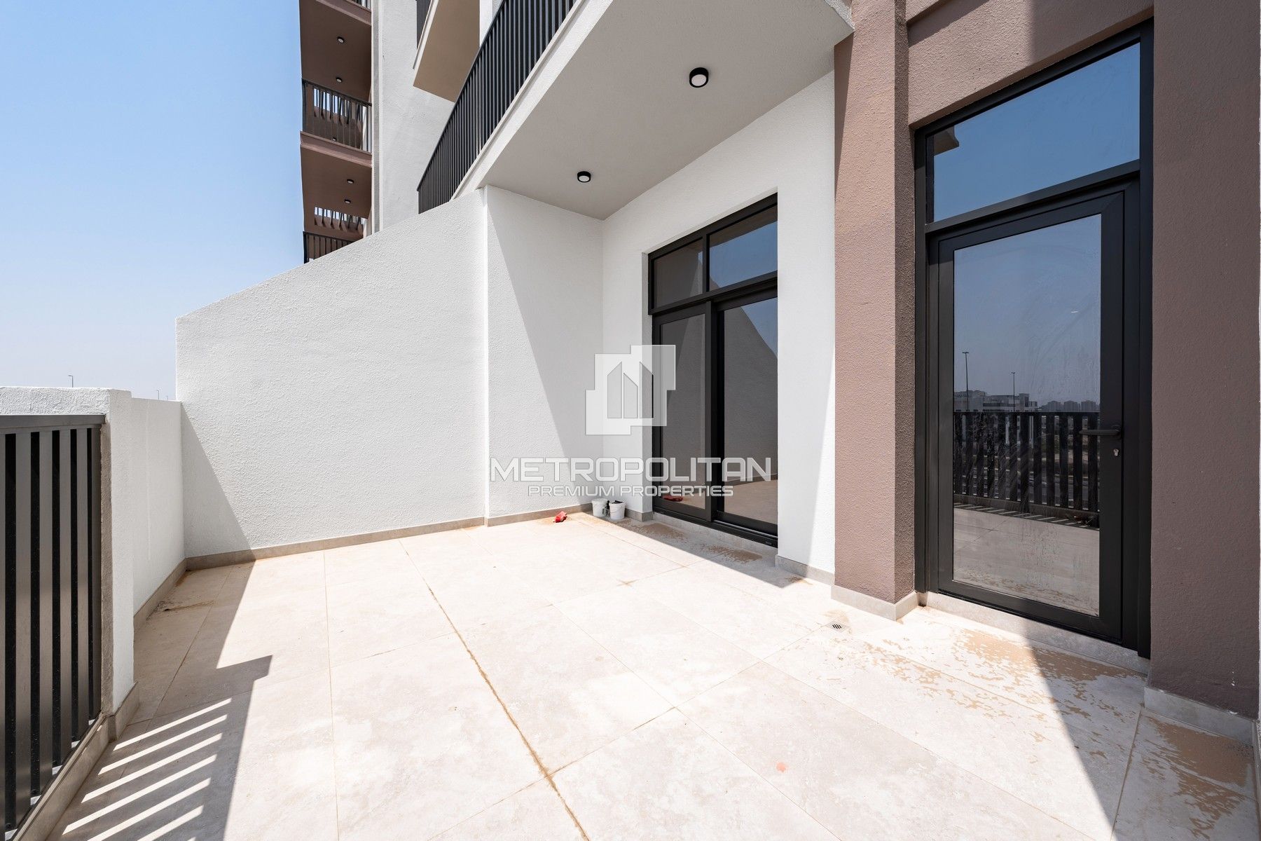 Снять квартиру в FH Residency, Jumeirah Village Triangle - MPR-10897