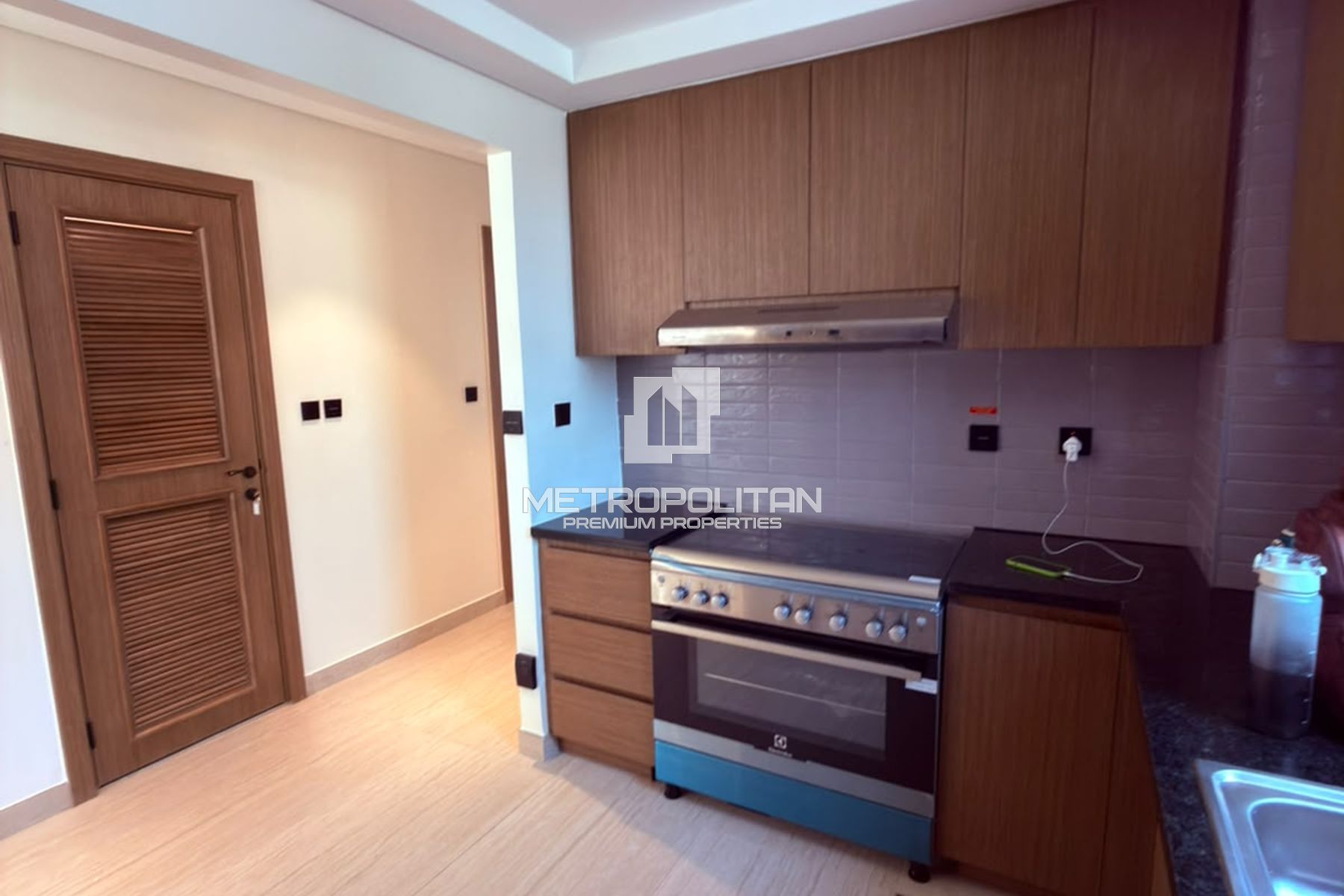 Brand New | 5BR + Maid | Multiple Cheques | Ready