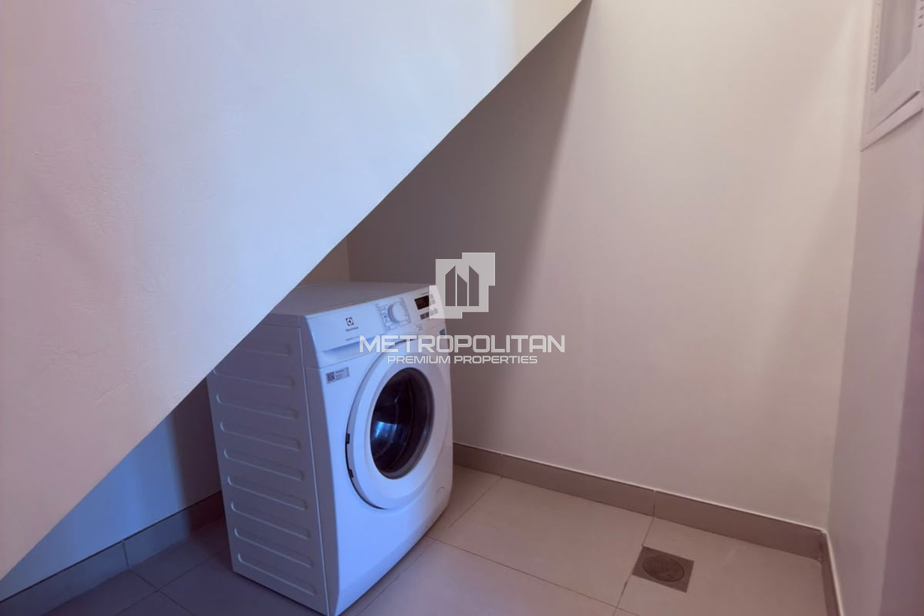 Brand New | 5BR + Maid | Multiple Cheques | Ready