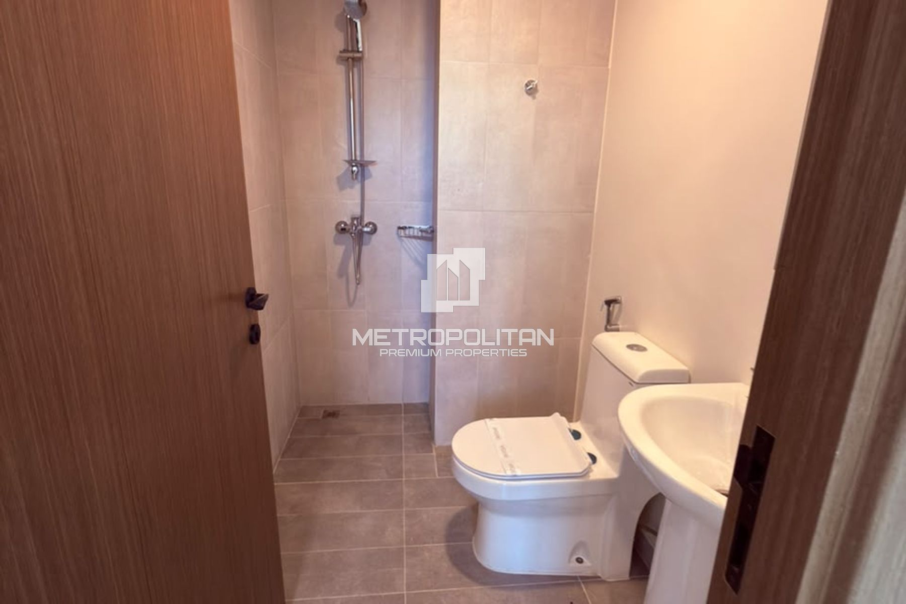 Brand New | 5BR + Maid | Multiple Cheques | Ready