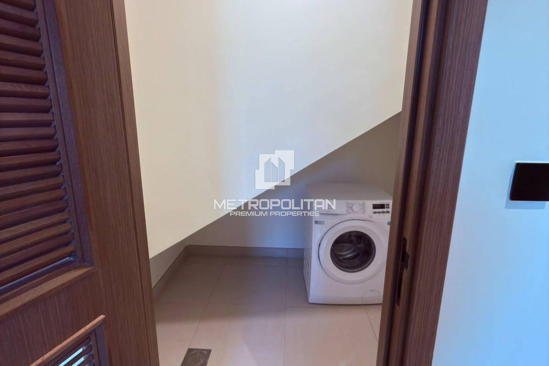 Brand New | 5BR + Maid | Multiple Cheques | Ready